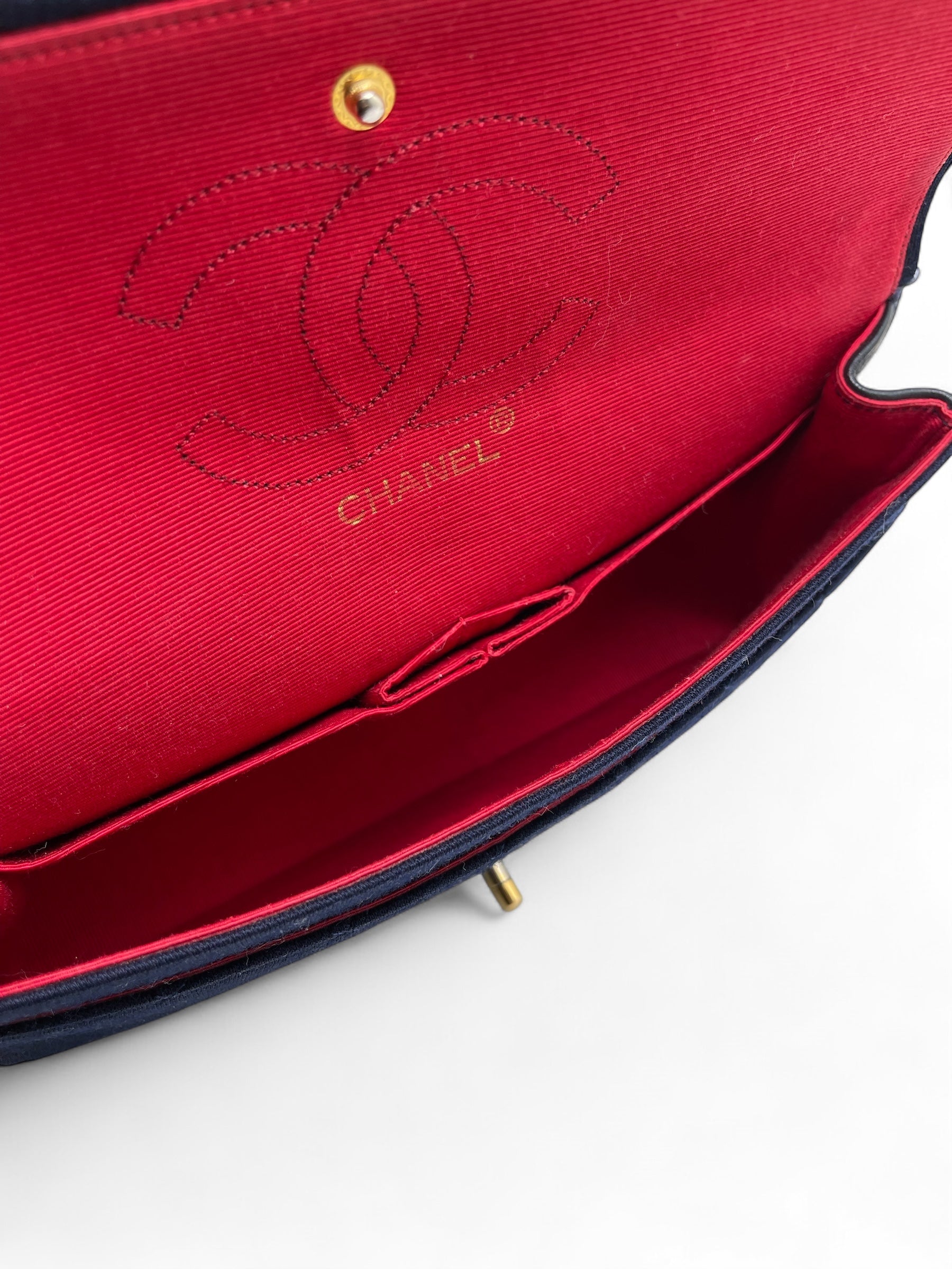 Chanel - Sac Timeless en jersey bleu marine