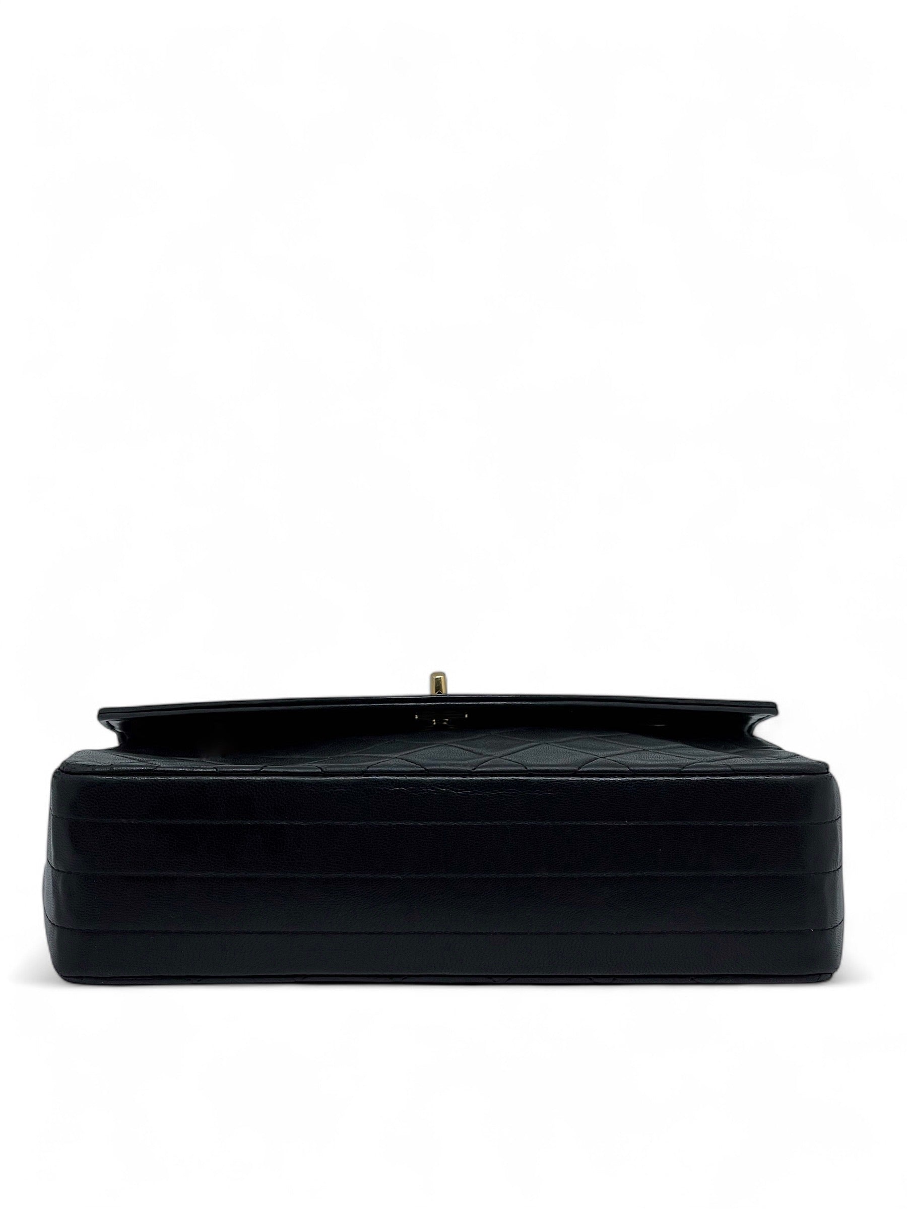Chanel - Vintage gesteppte schwarze Tasche