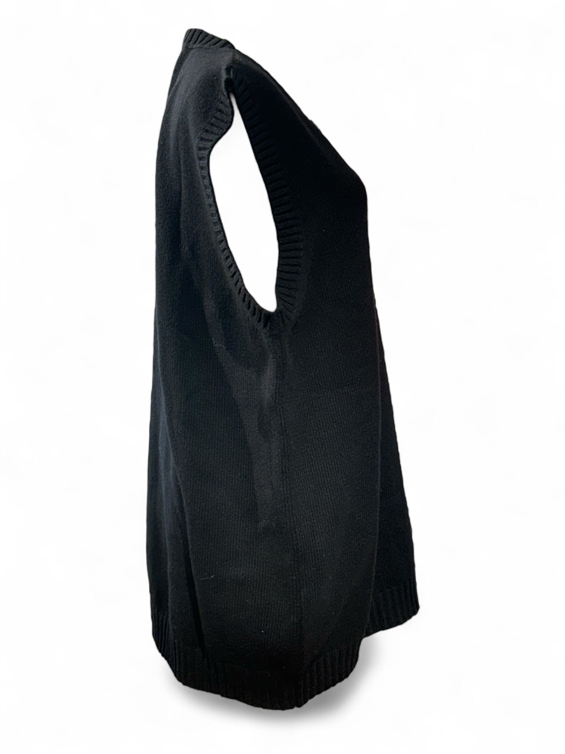 Fendi - Pull sans manches T58