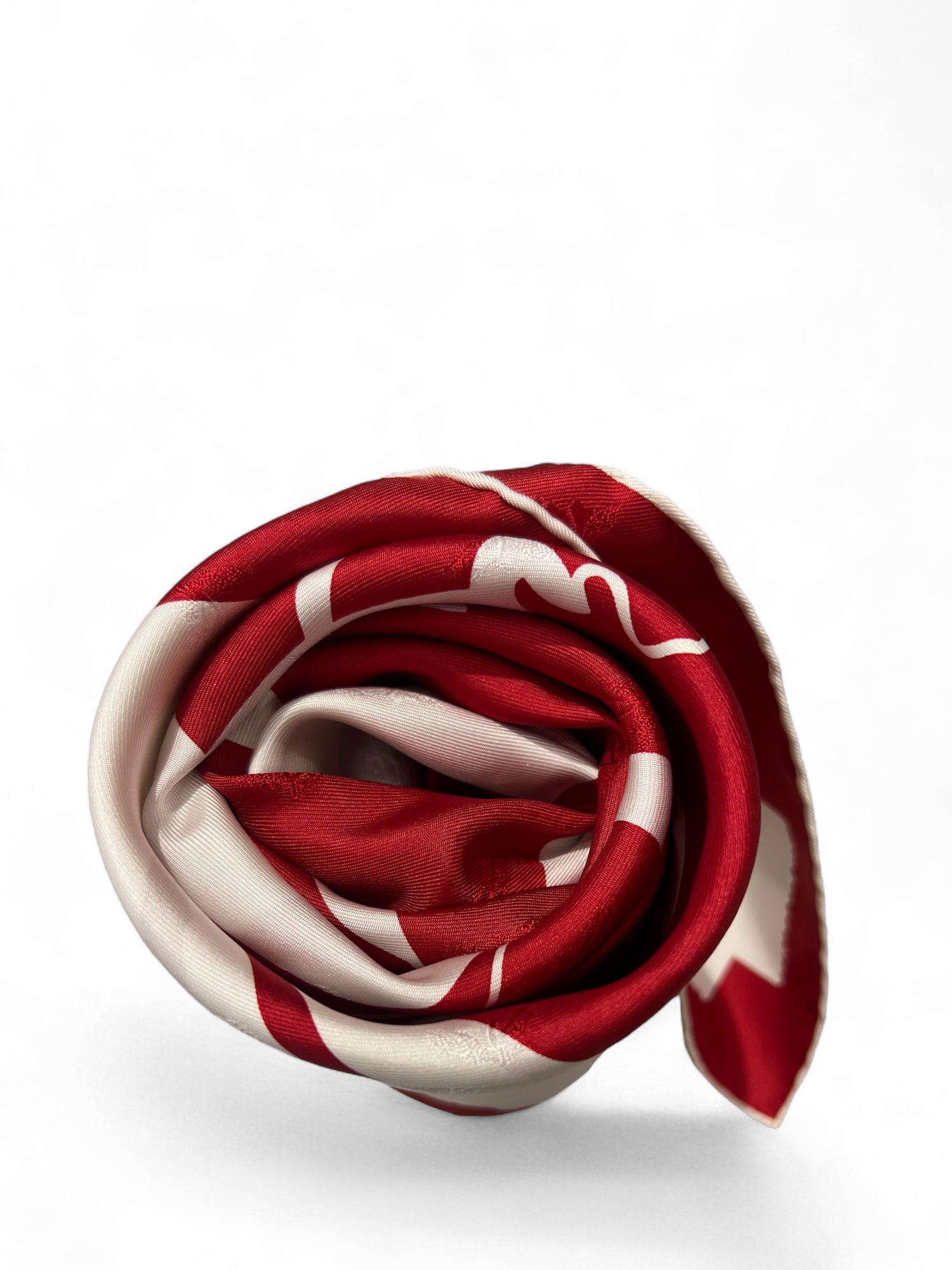 Hermès -  Carré Hermes rouge 90