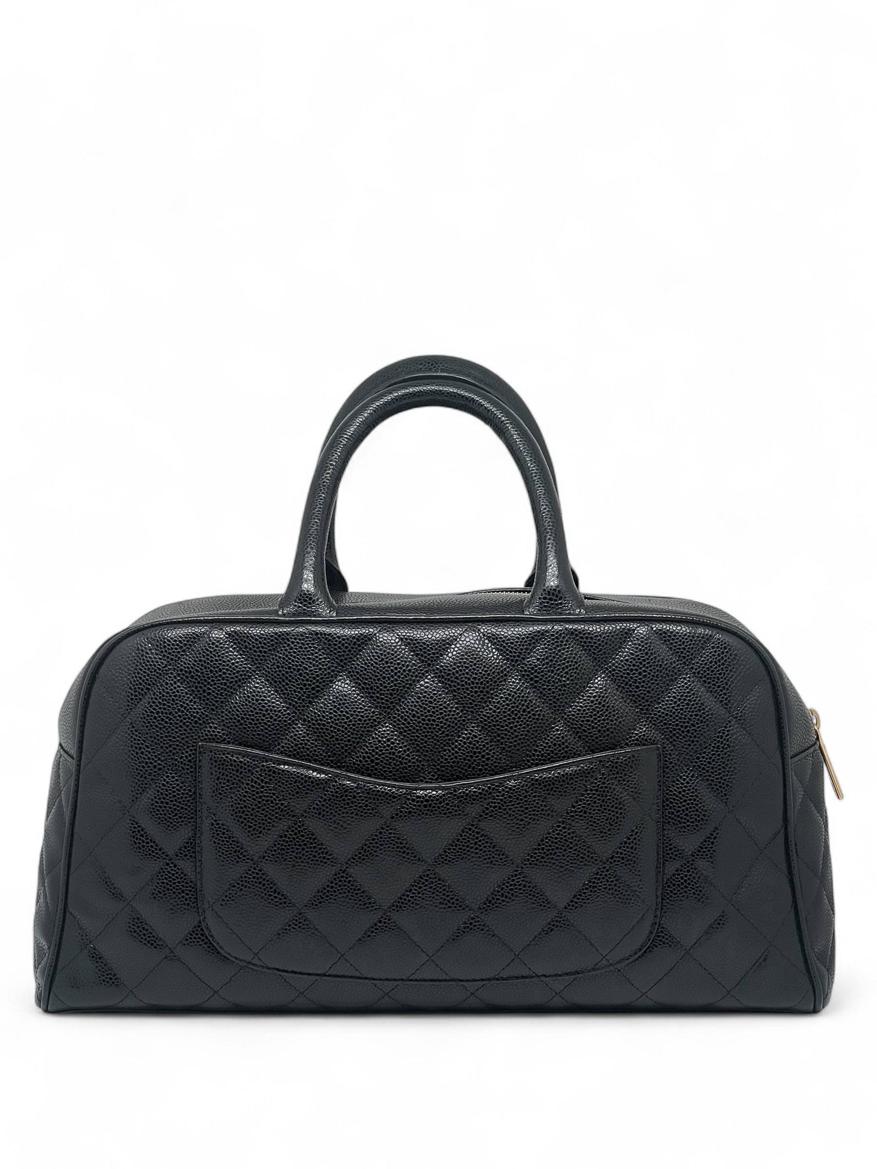 Chanel - Sac Boston en cuir caviar