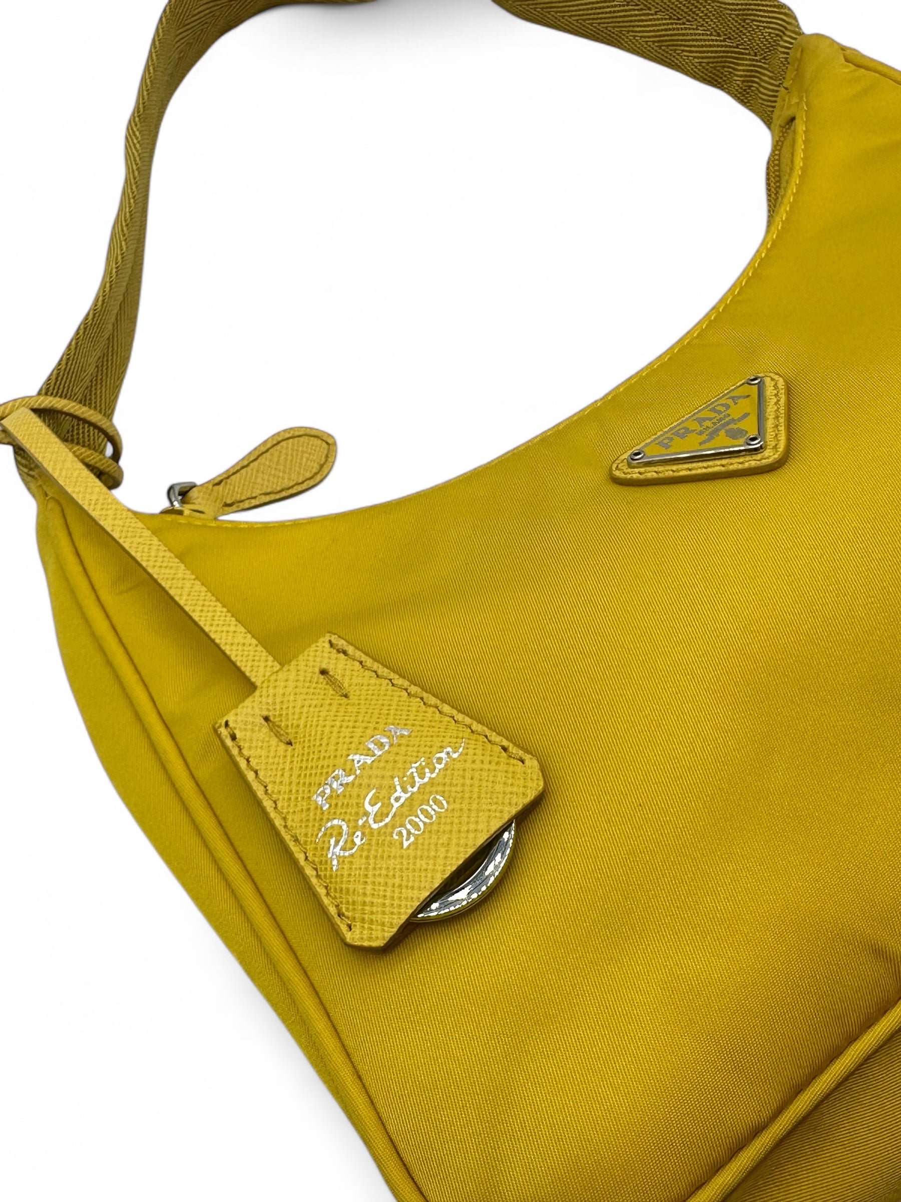 Prada - Sac Re-Edition nylon jaune