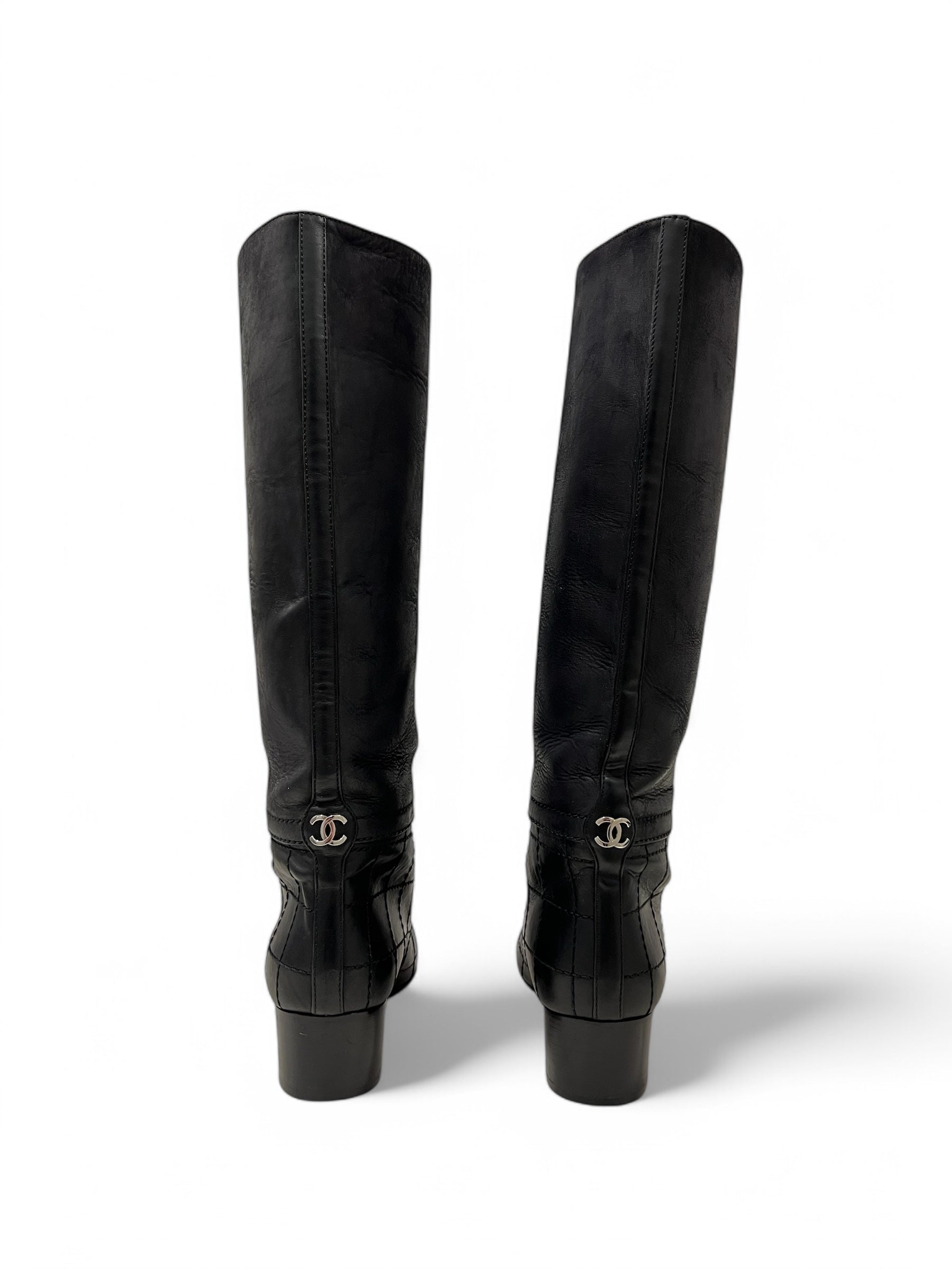 Chanel - Bottes avec surpiqûres T.38