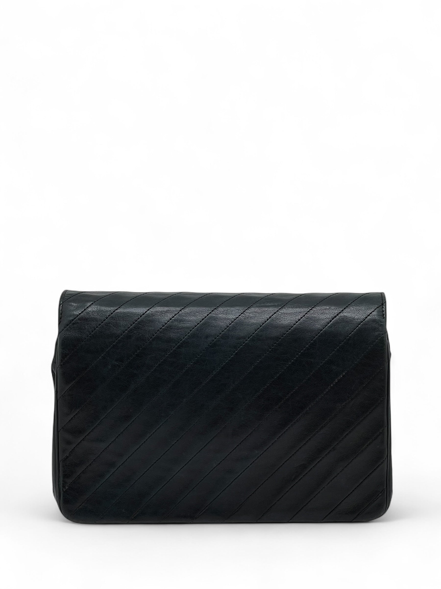 Chanel - Sac à main en cuir / Classique