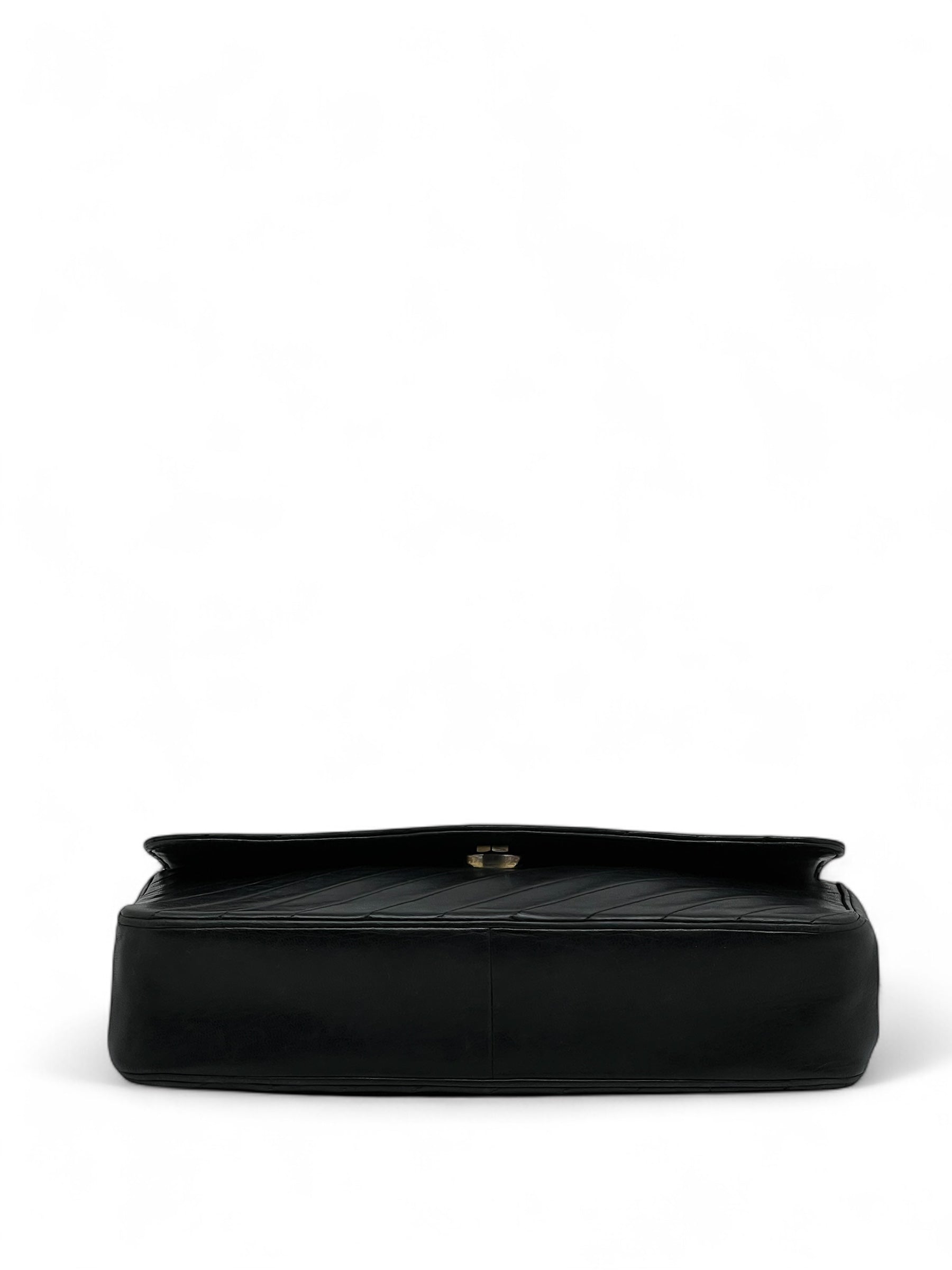Chanel - Sac à main en cuir / Classique