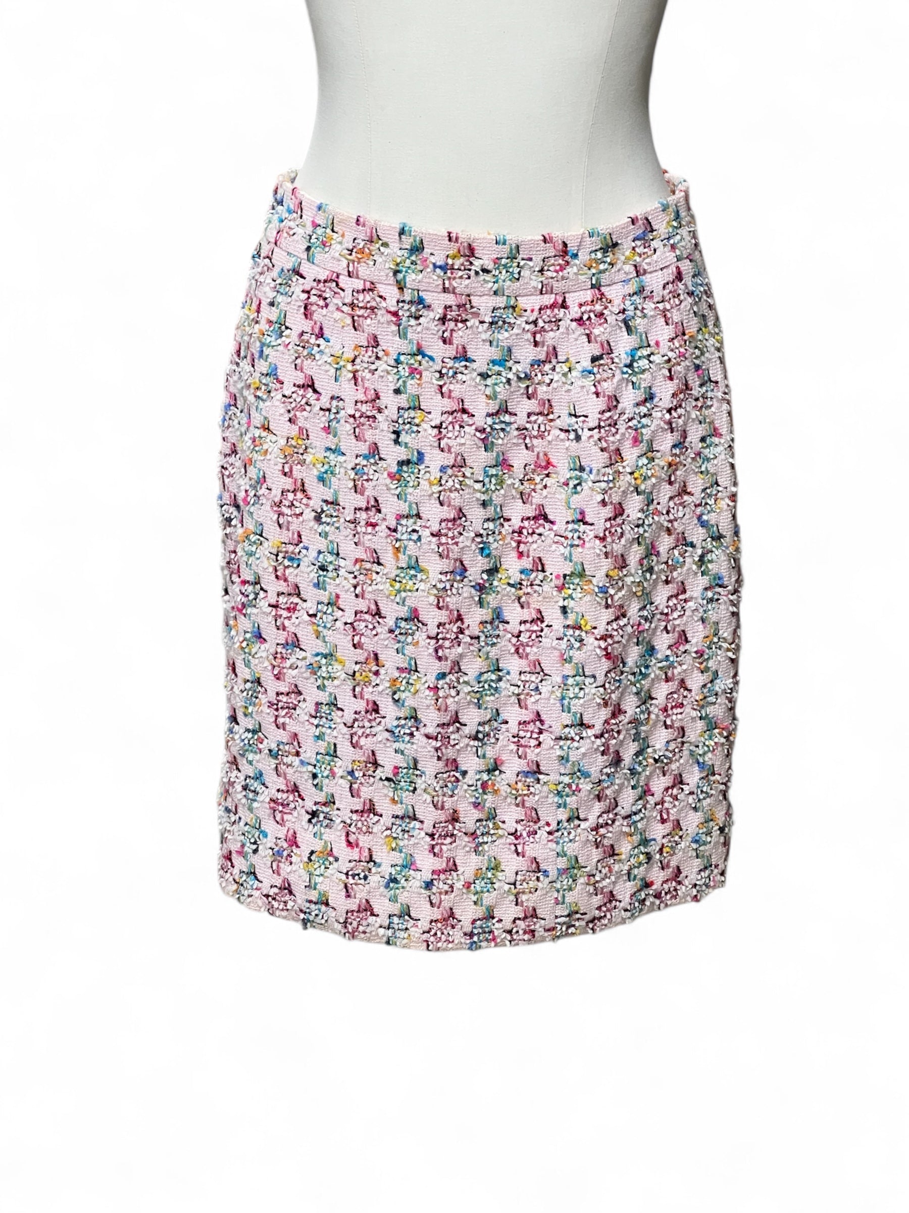 Chanel - Jupe en tweed rose T40