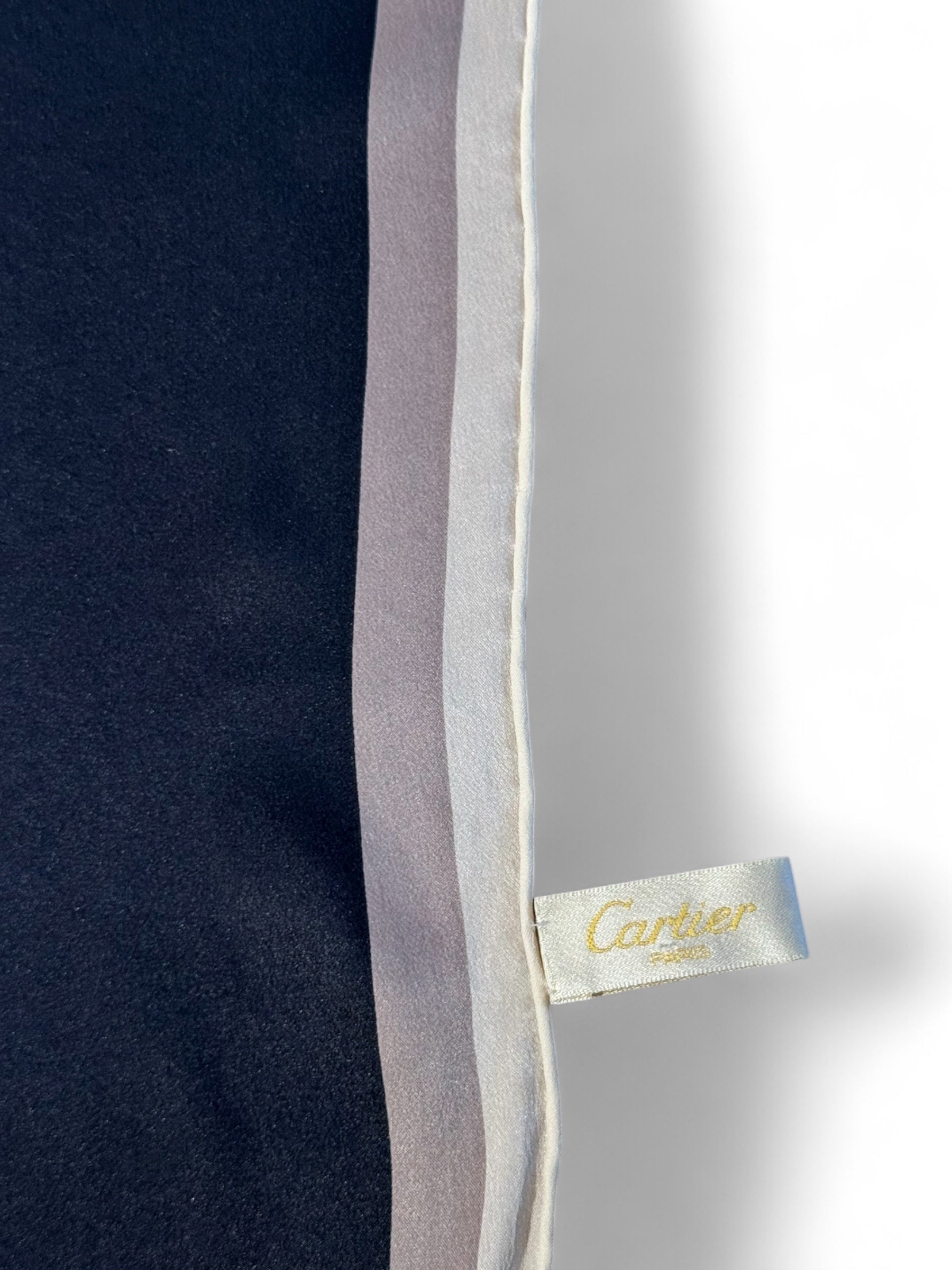 Cartier - Carré avec logo