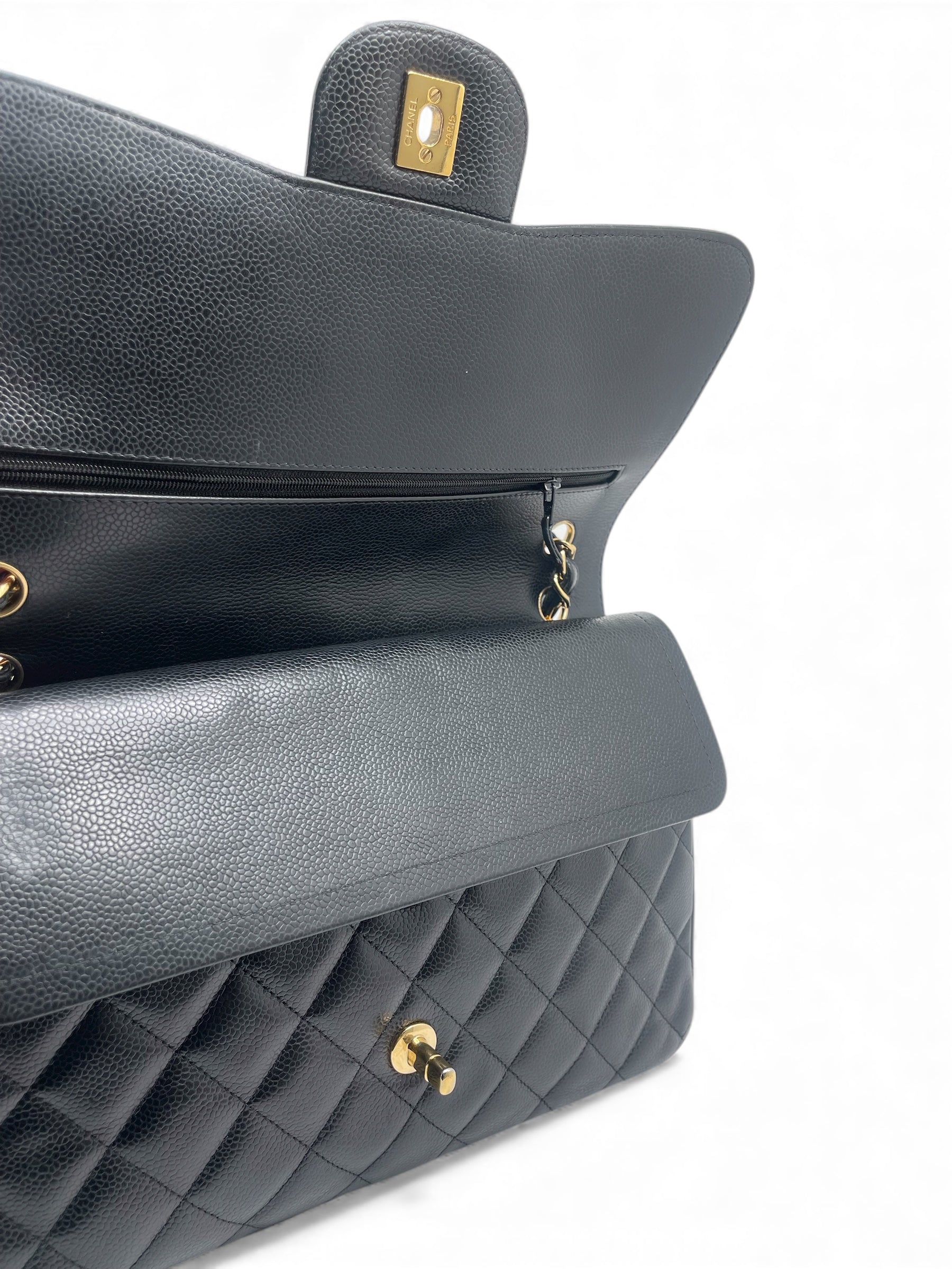 Chanel - Sac Jumbo cuir caviar