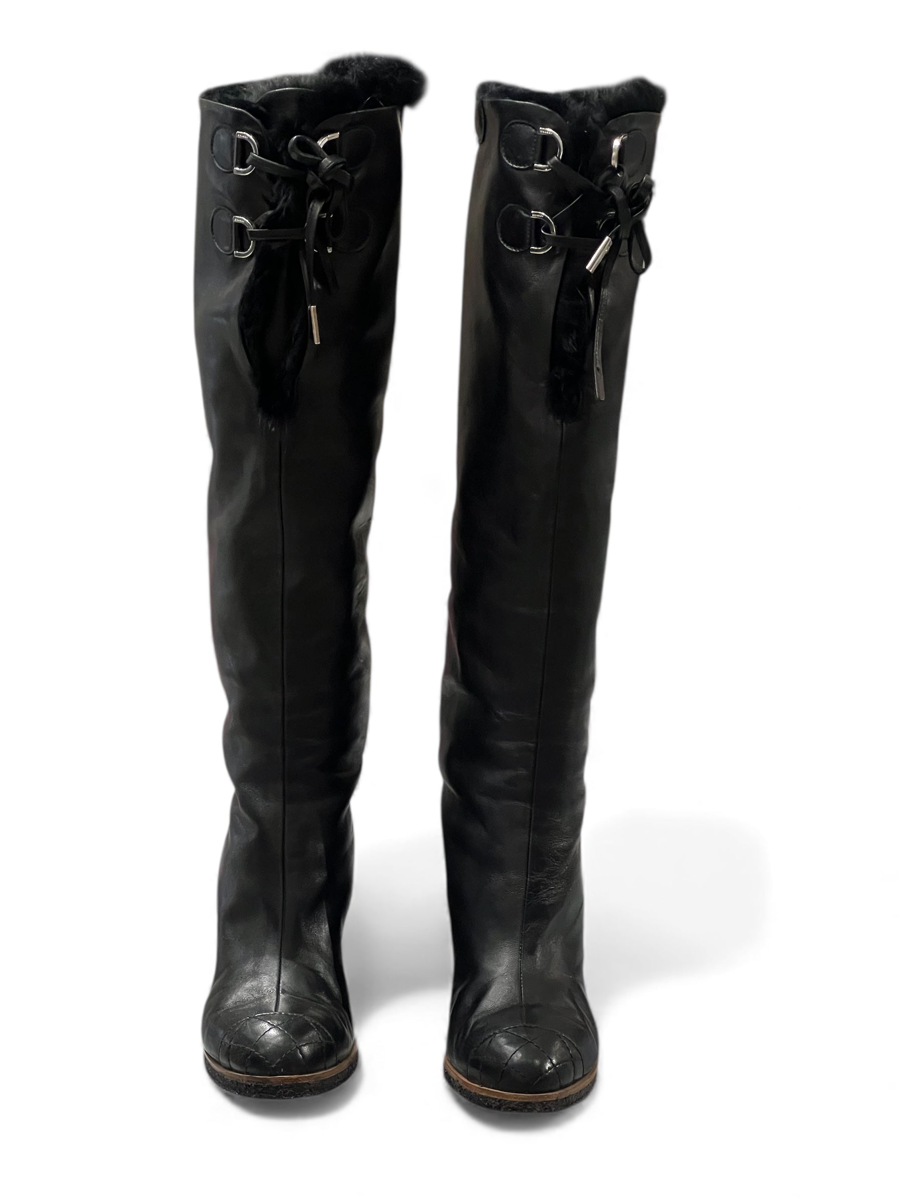 Chanel - Bottes compensées fourrure T37,5