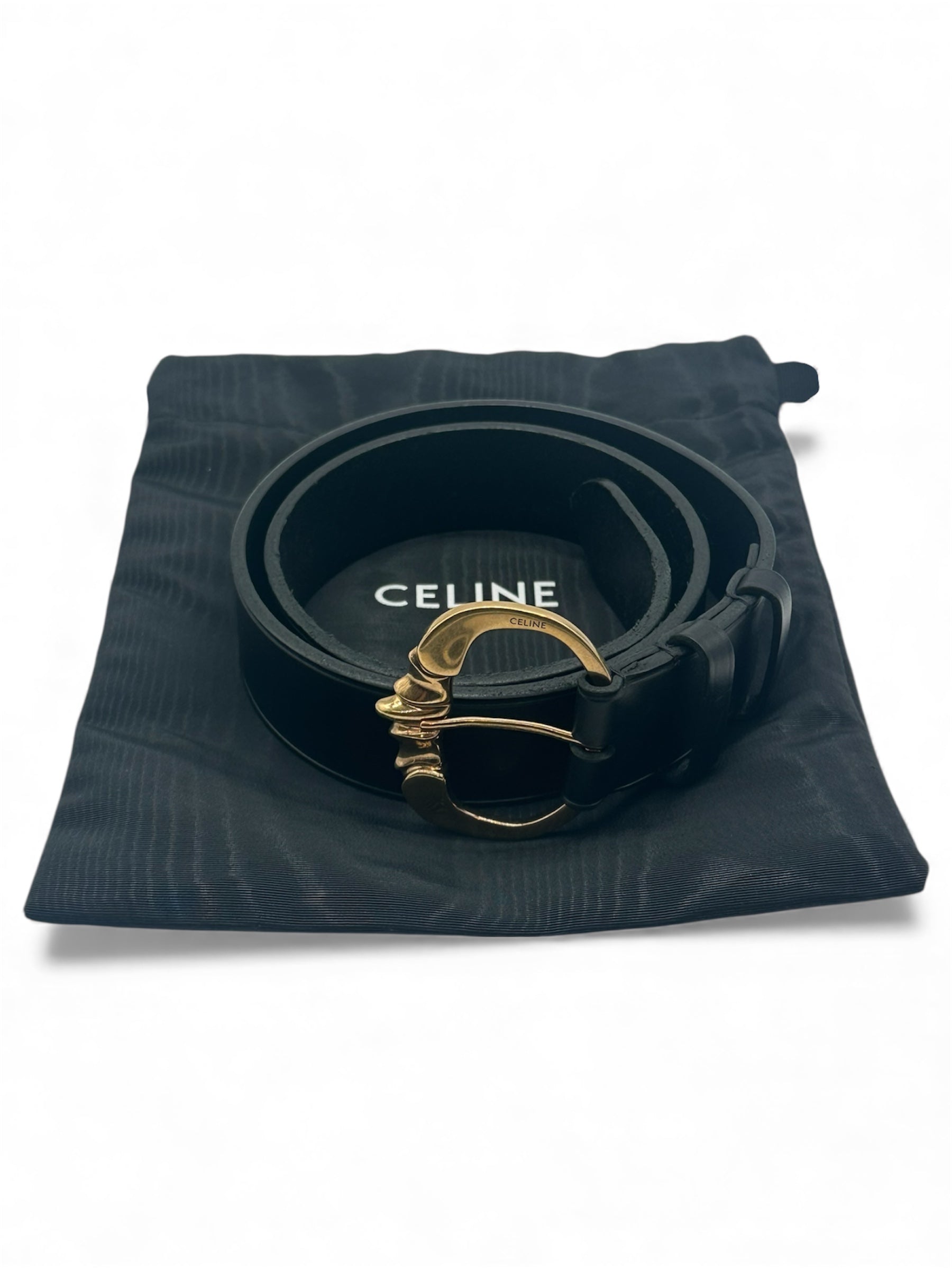 Céline - Schwarzer Gürtel mit goldener Schnalle T75