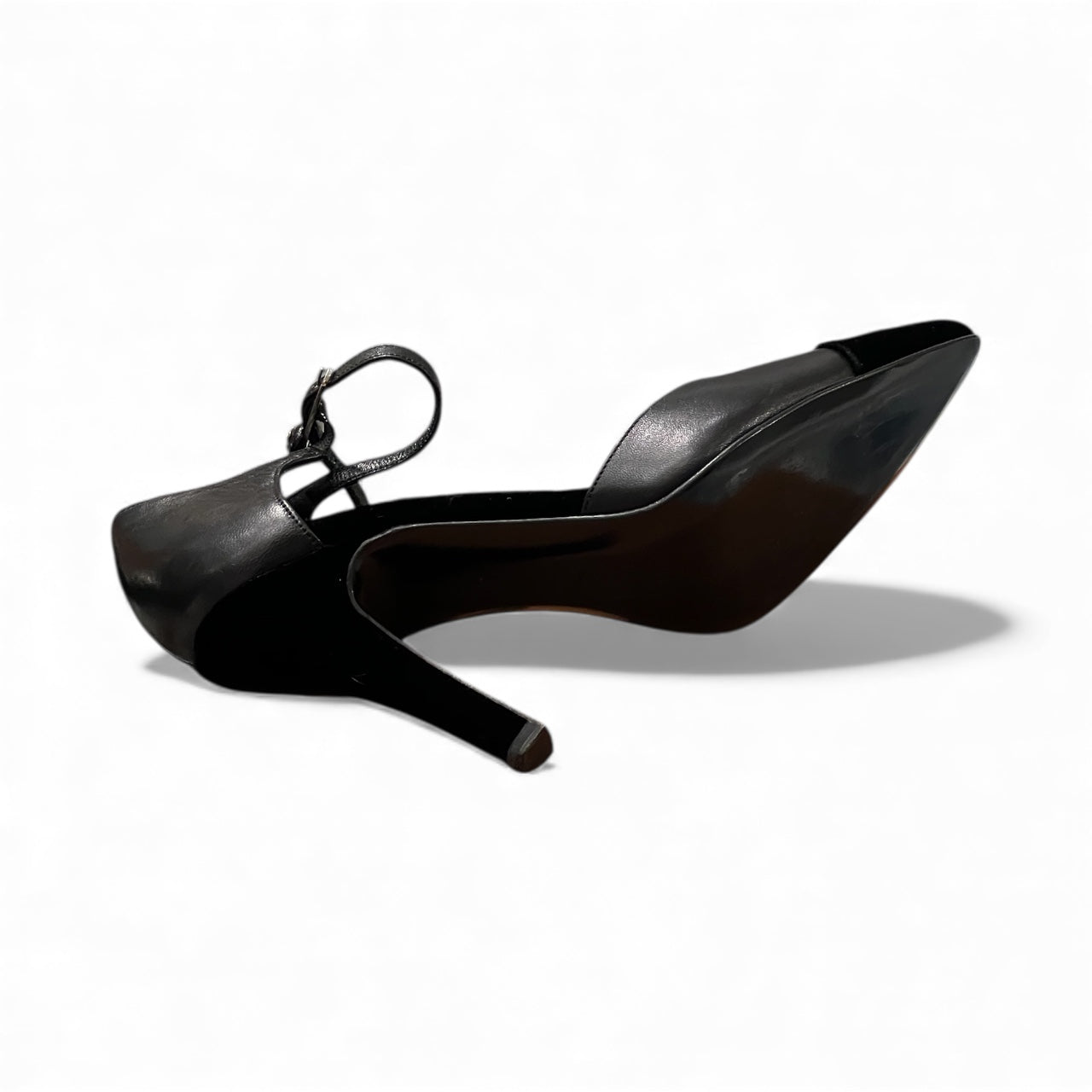 Chanel - Escarpins en cuir noir T.37