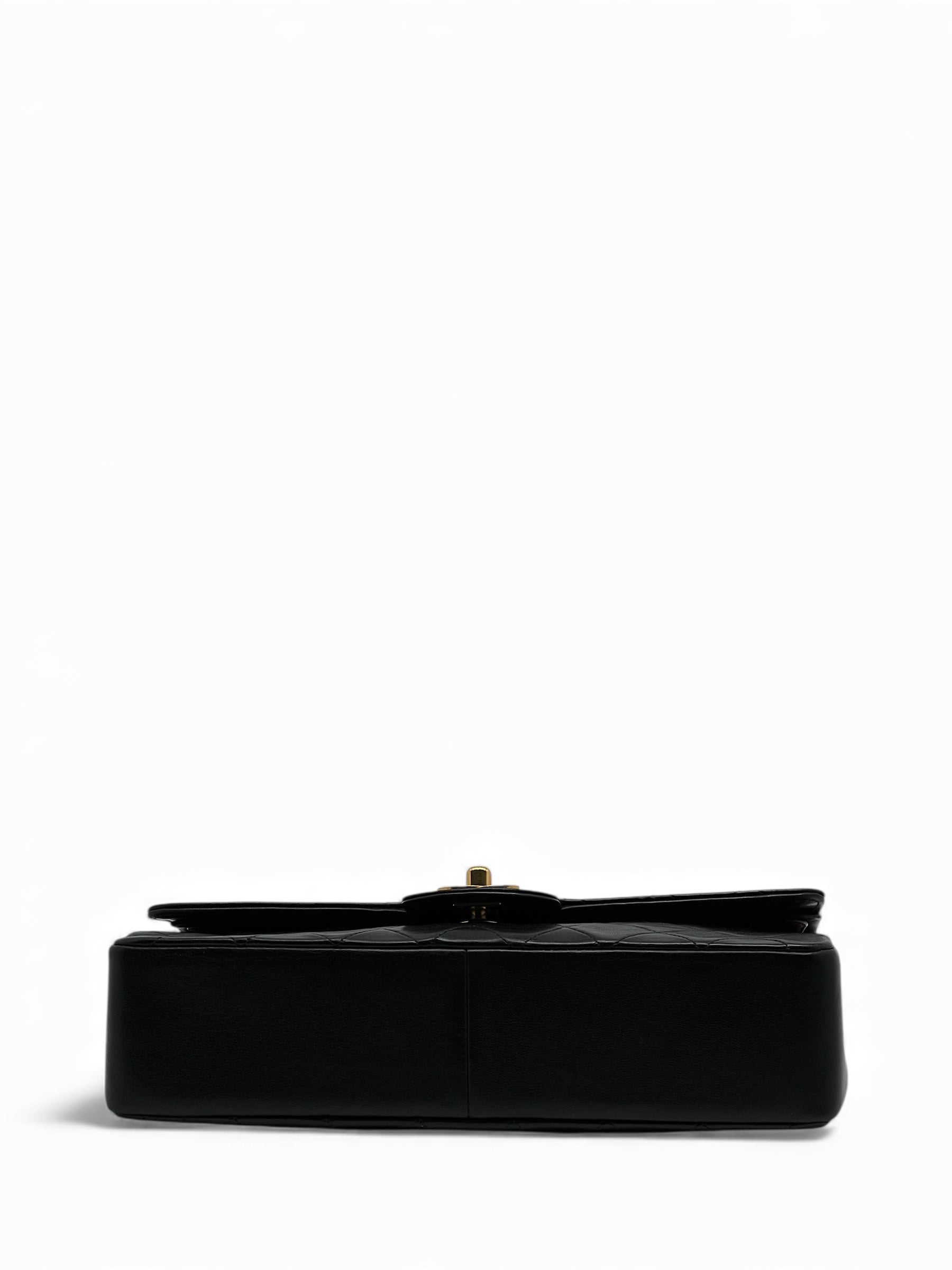 Chanel - Tasche Zeitlos 25 doppelte Klappe schwarz