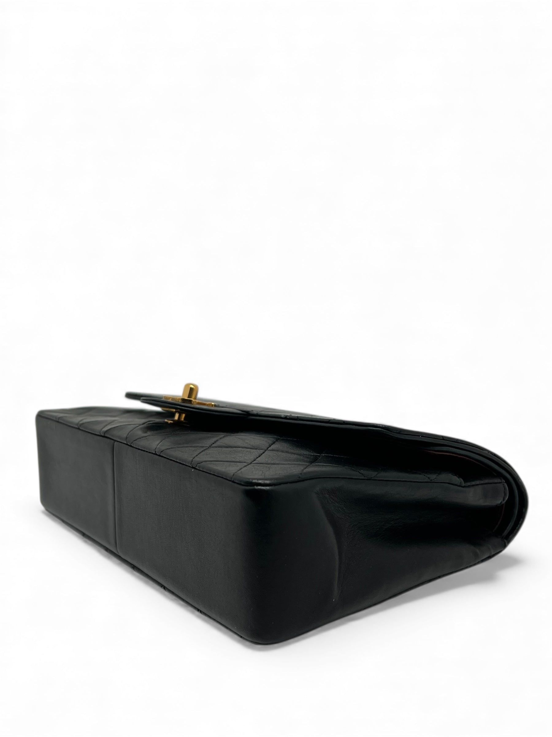 Chanel - Tasche Zeitlos 25 doppelte Klappe schwarz