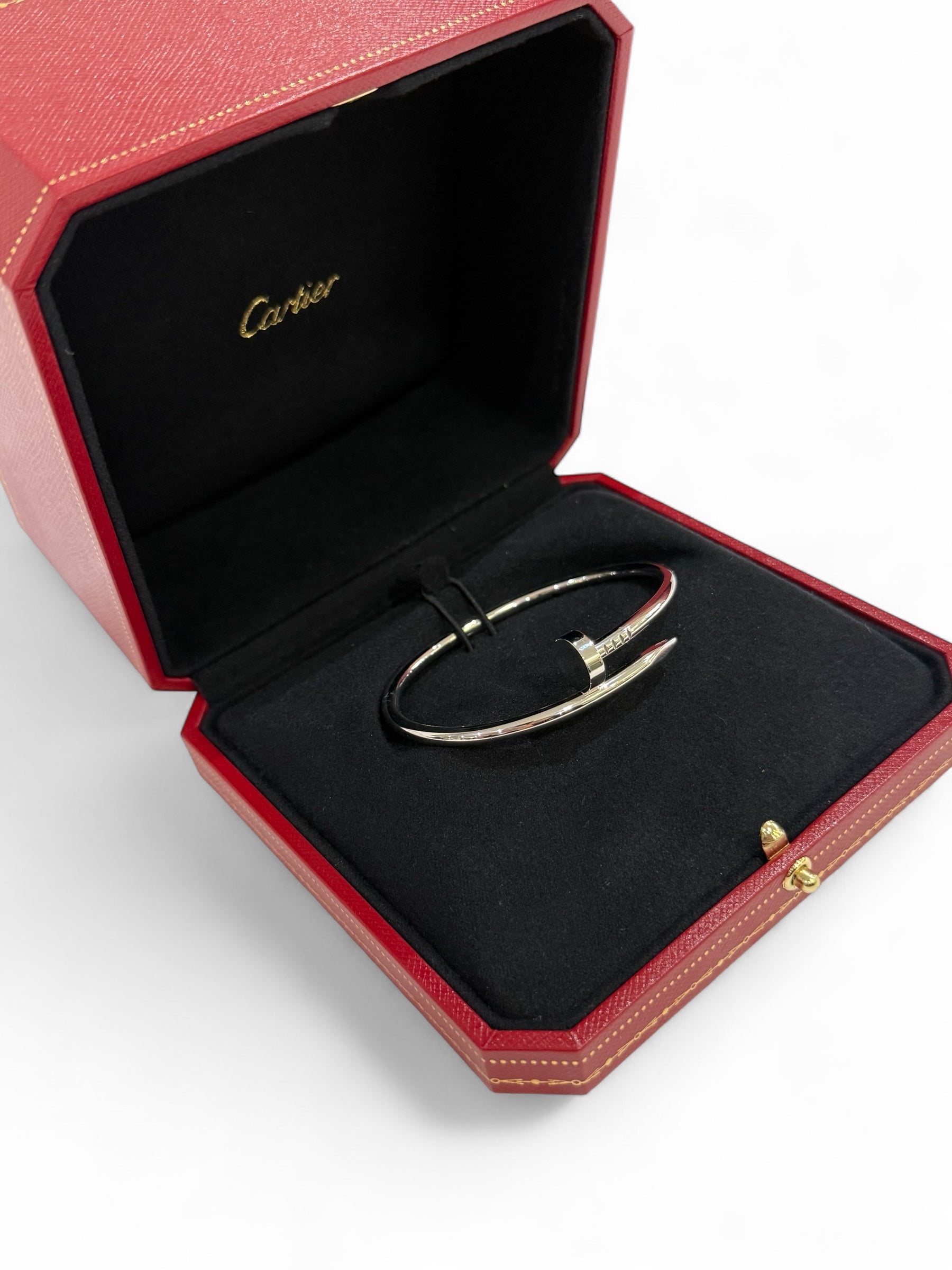 Cartier - Bracelet Juste un Clou modèle classique t.17