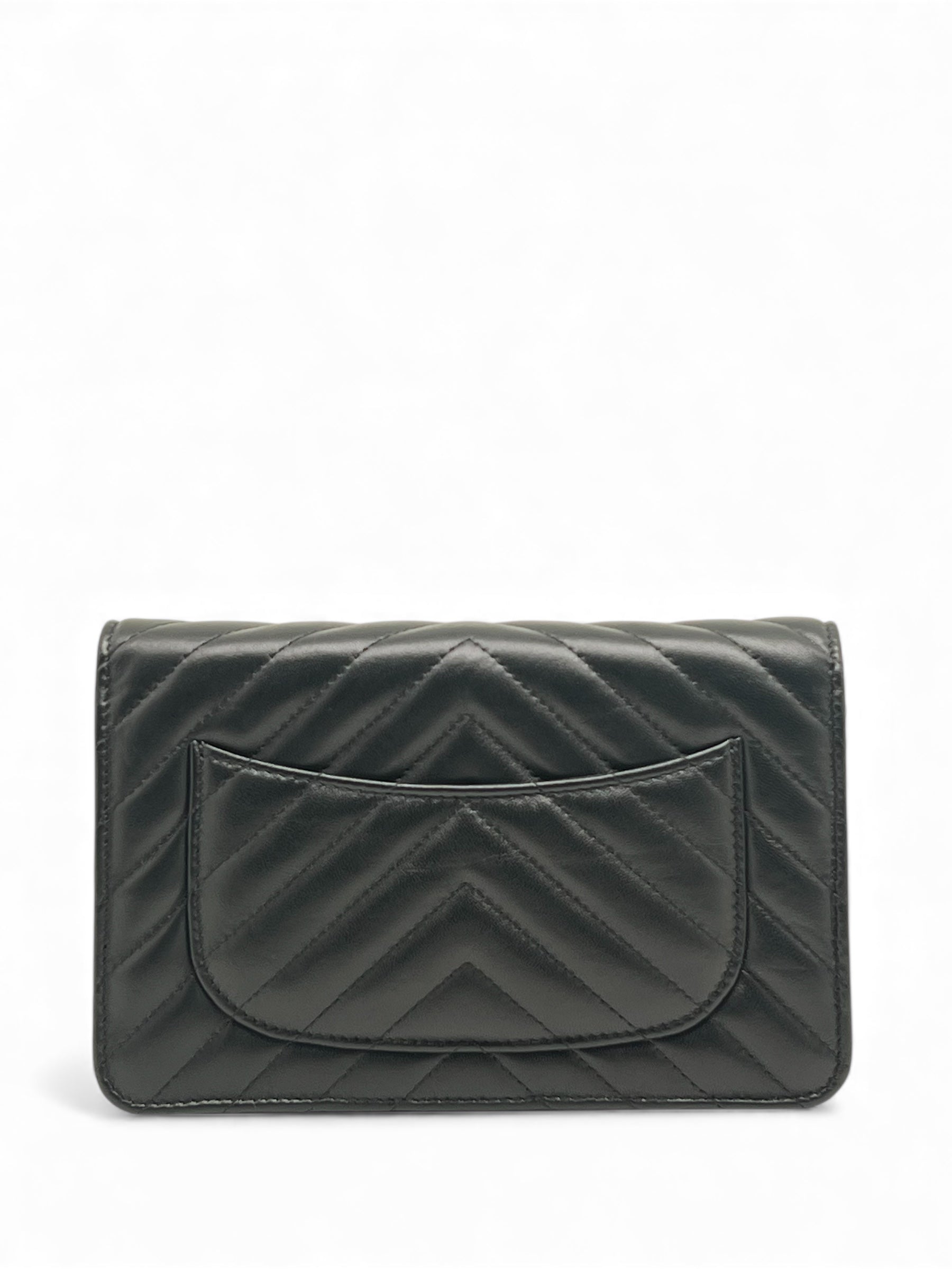 Chanel - Sac Wallet en chain chevron