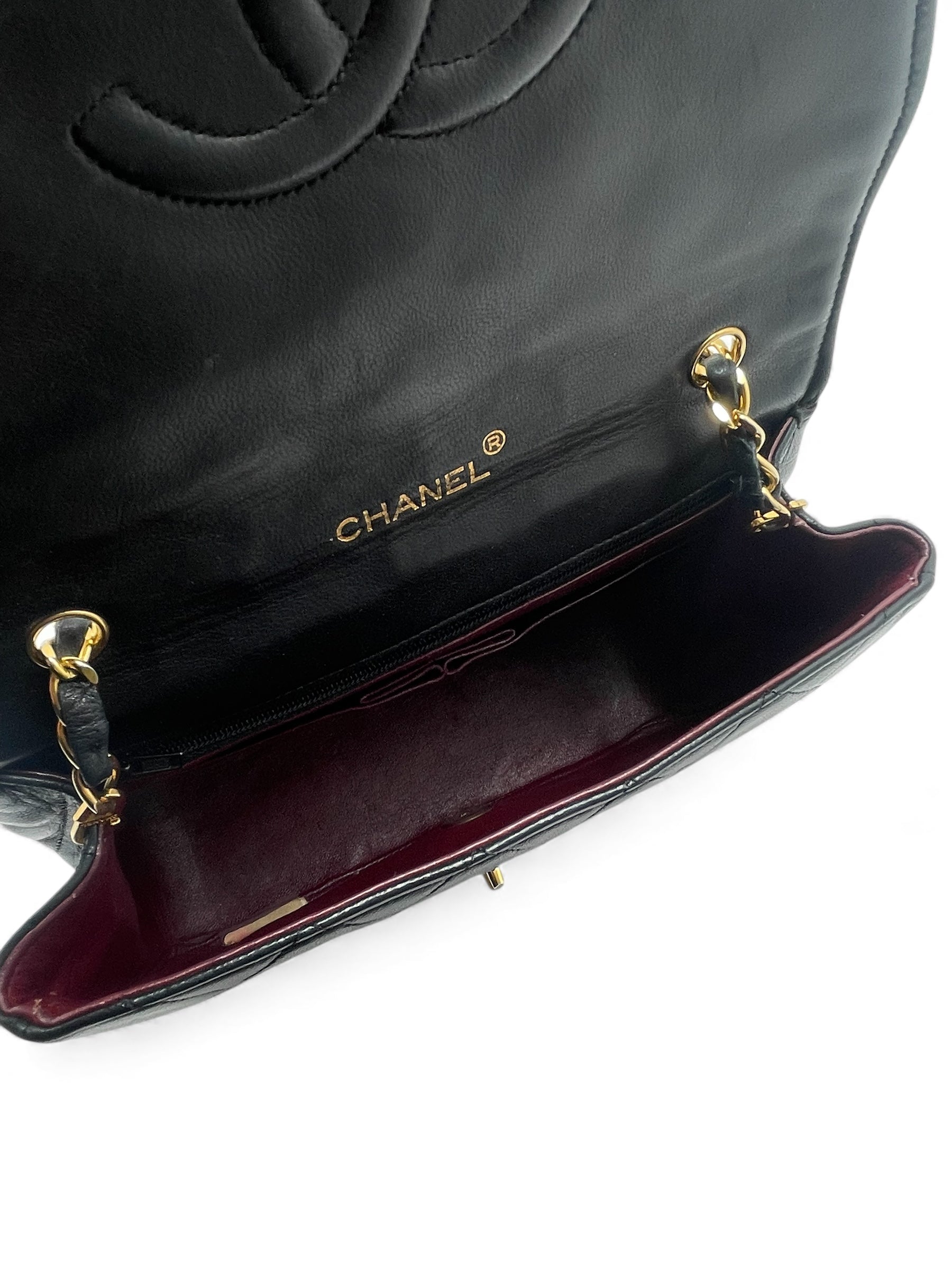 Chanel - Sac à main Demi Lune en cuir d’agneau noir