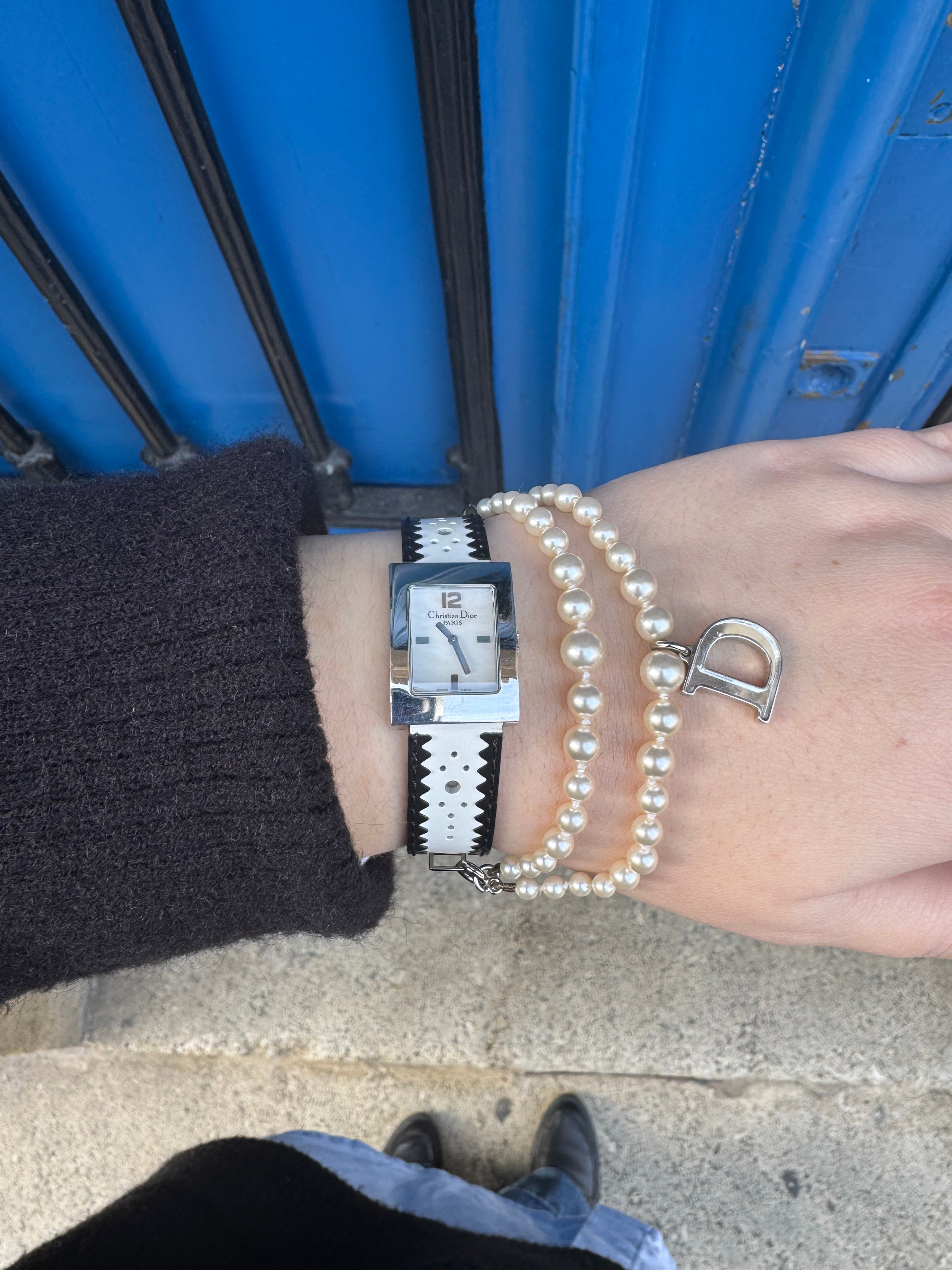 Christian Dior - Montre malice noir et blanche à perles