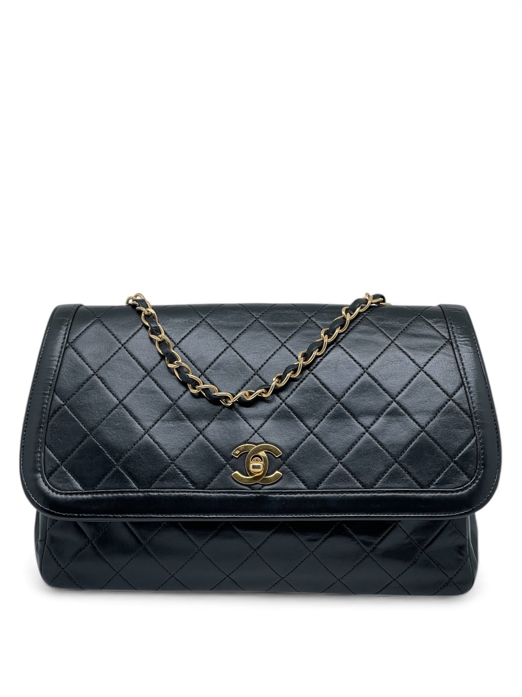 Chanel - Sac Diana en cuir noir