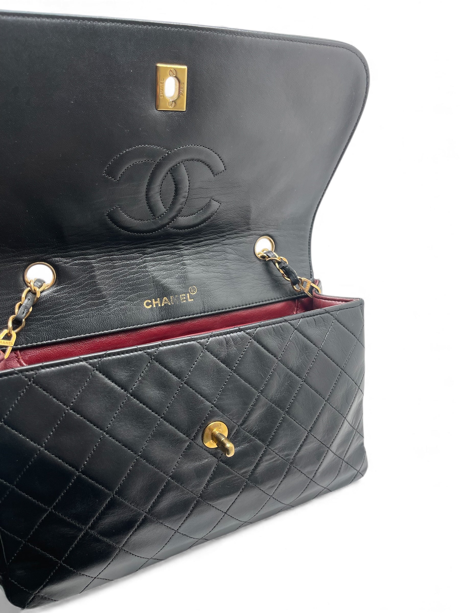 Chanel - Sac Diana en cuir noir