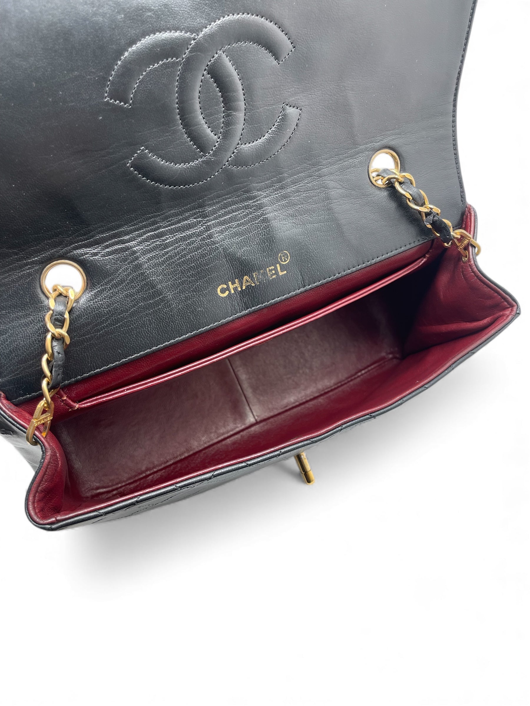 Chanel - Sac Diana en cuir noir