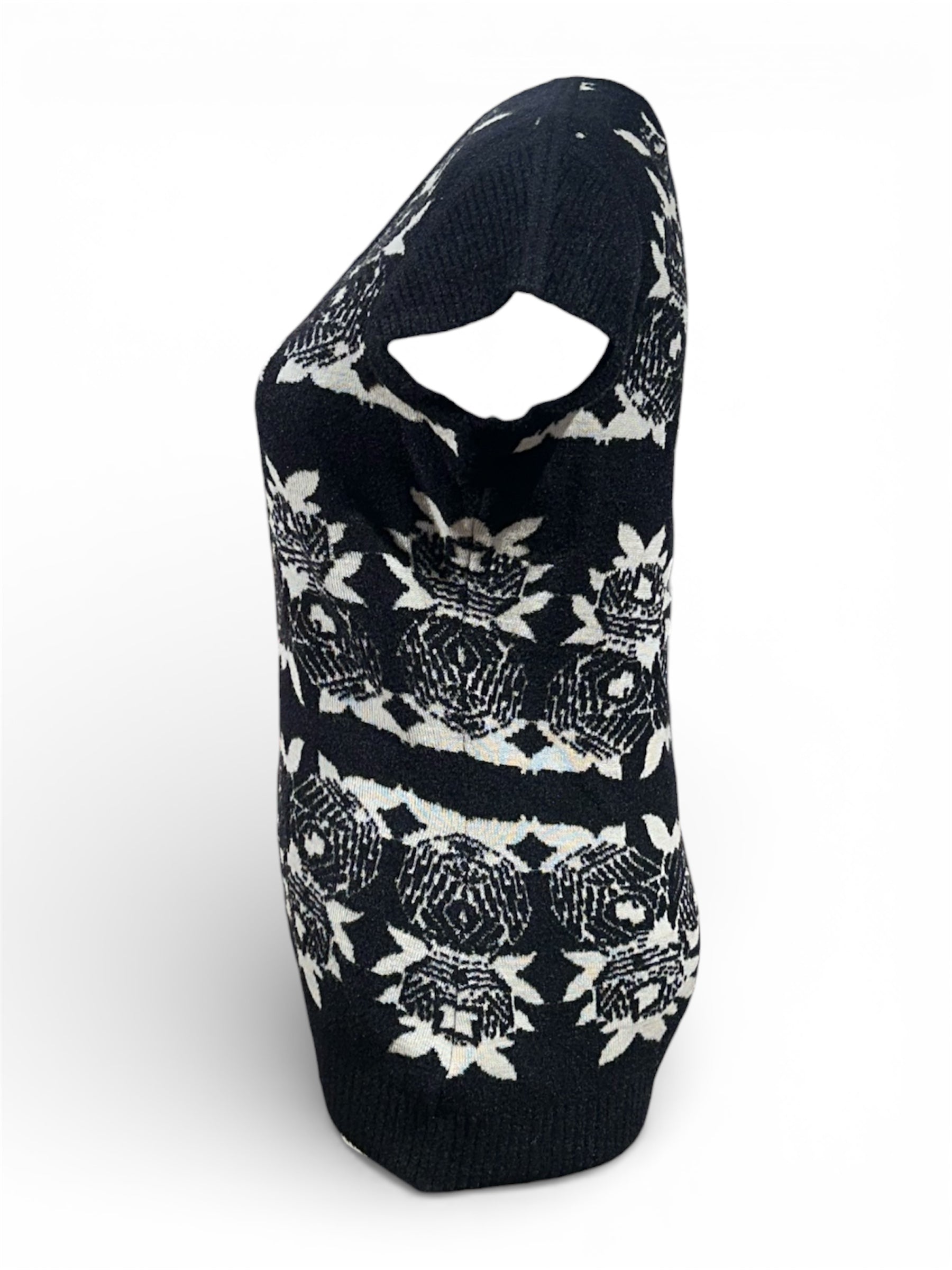 Chanel - Pull manche courte T38