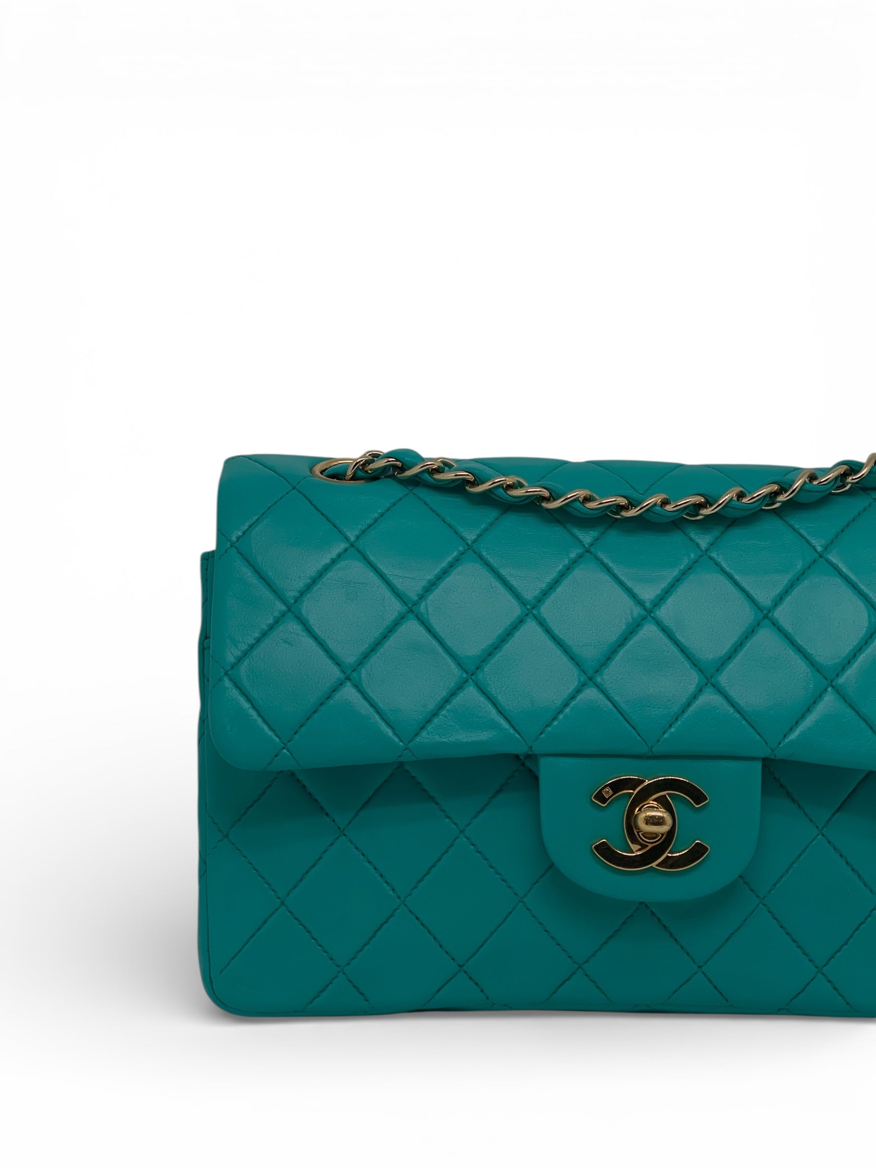 Chanel - Sac Timeless 23 en cuir d’agneau bleu turquoise