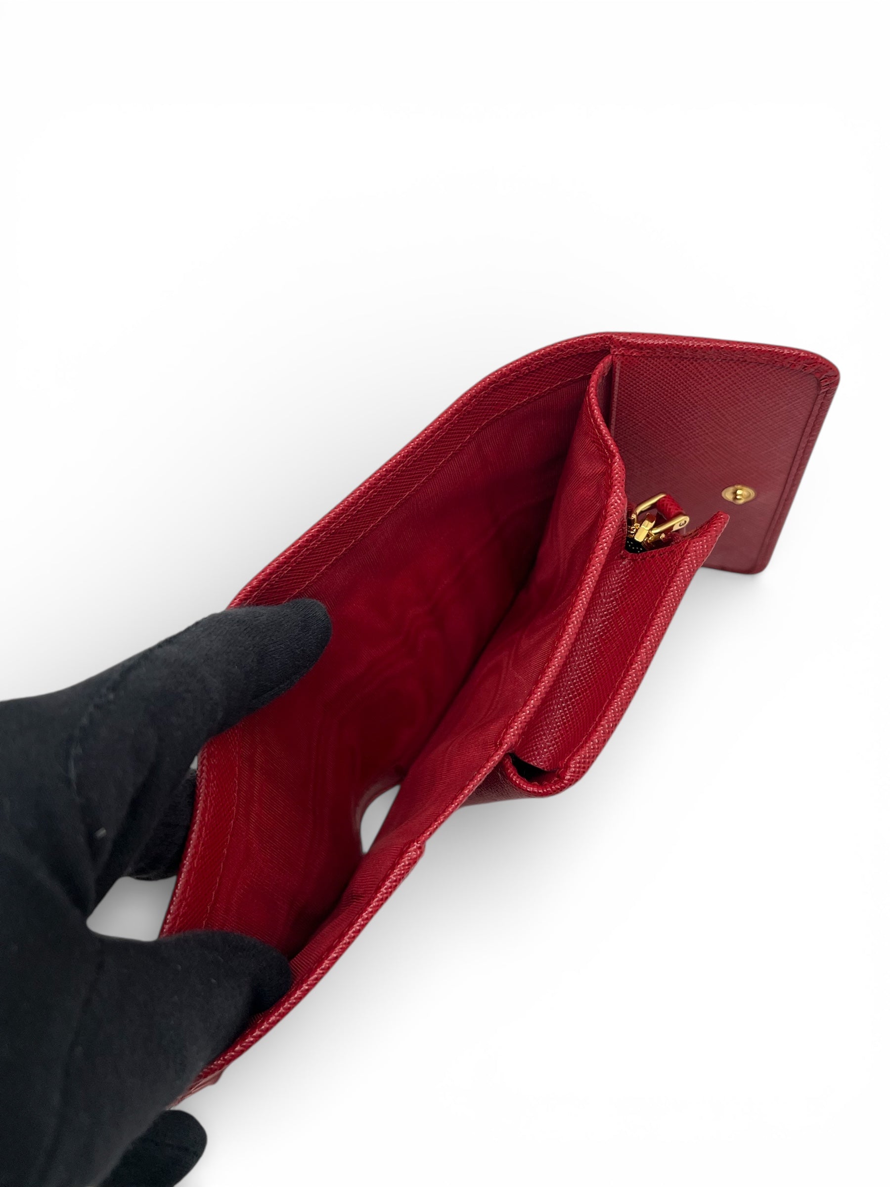 Prada - Portefeuille à plaque Logo en cuir rouge