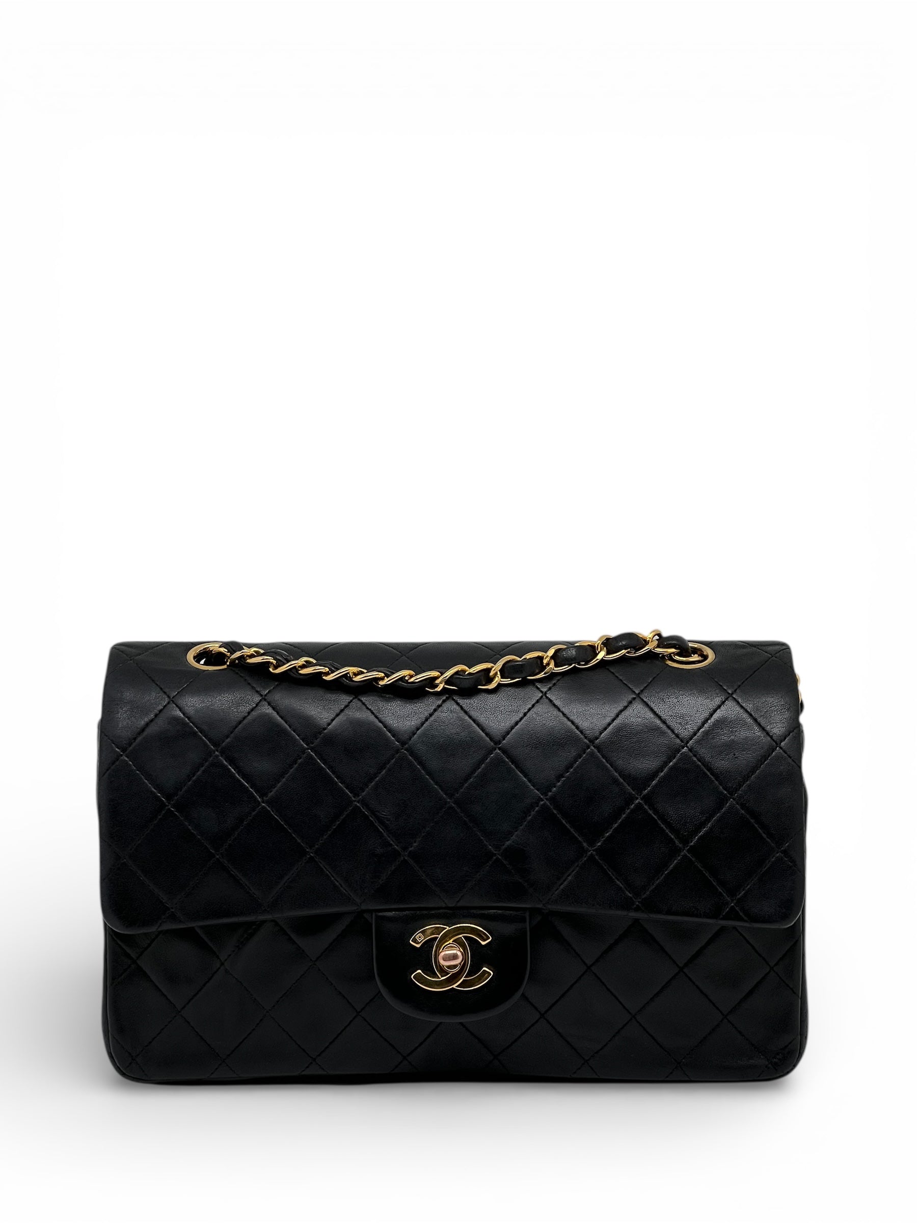 Chanel - Sac Timeless Classique 25 en cuir d’agneau noir