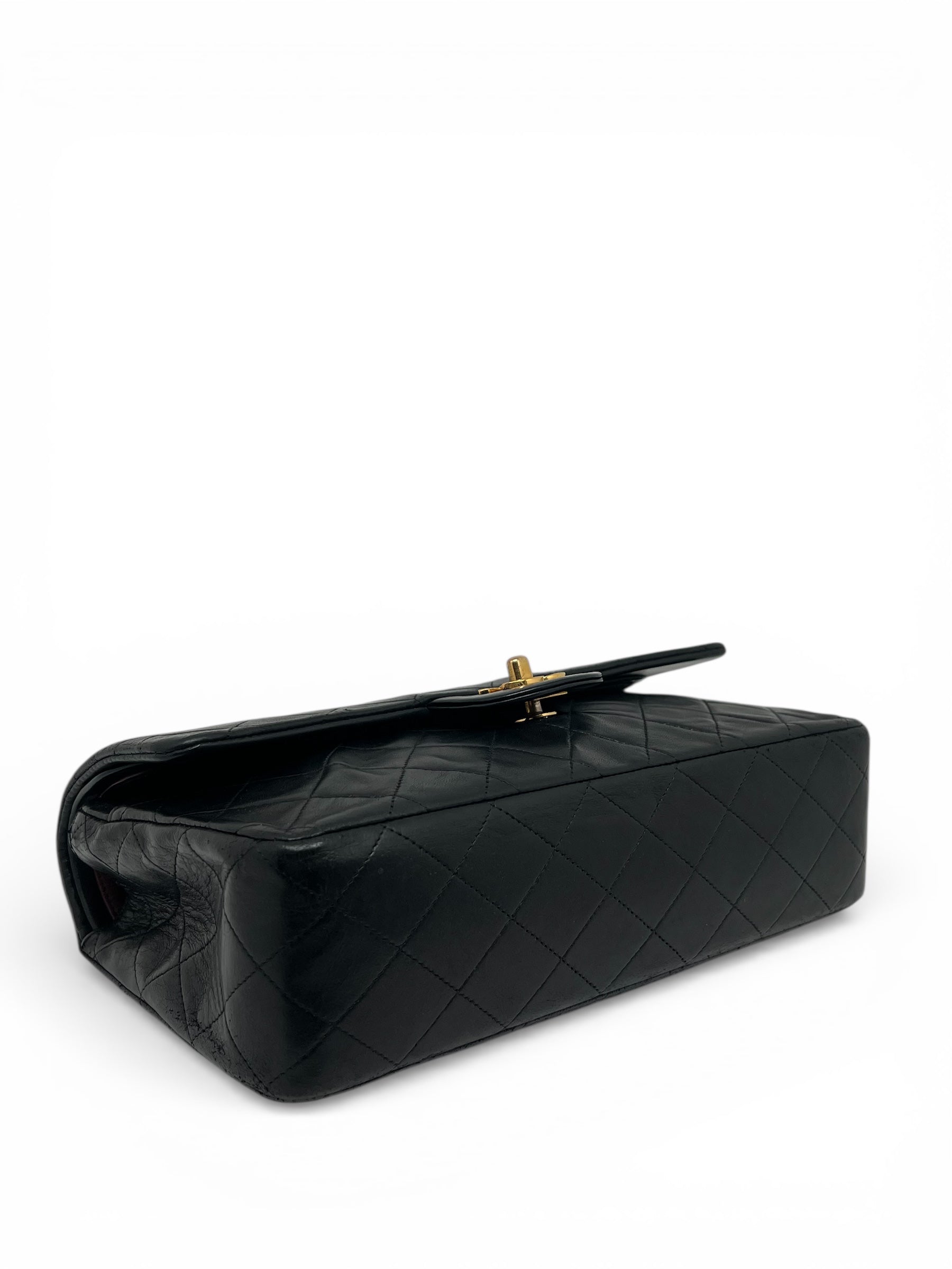 Chanel - Sac Timeless Classique 25 en cuir d’agneau noir