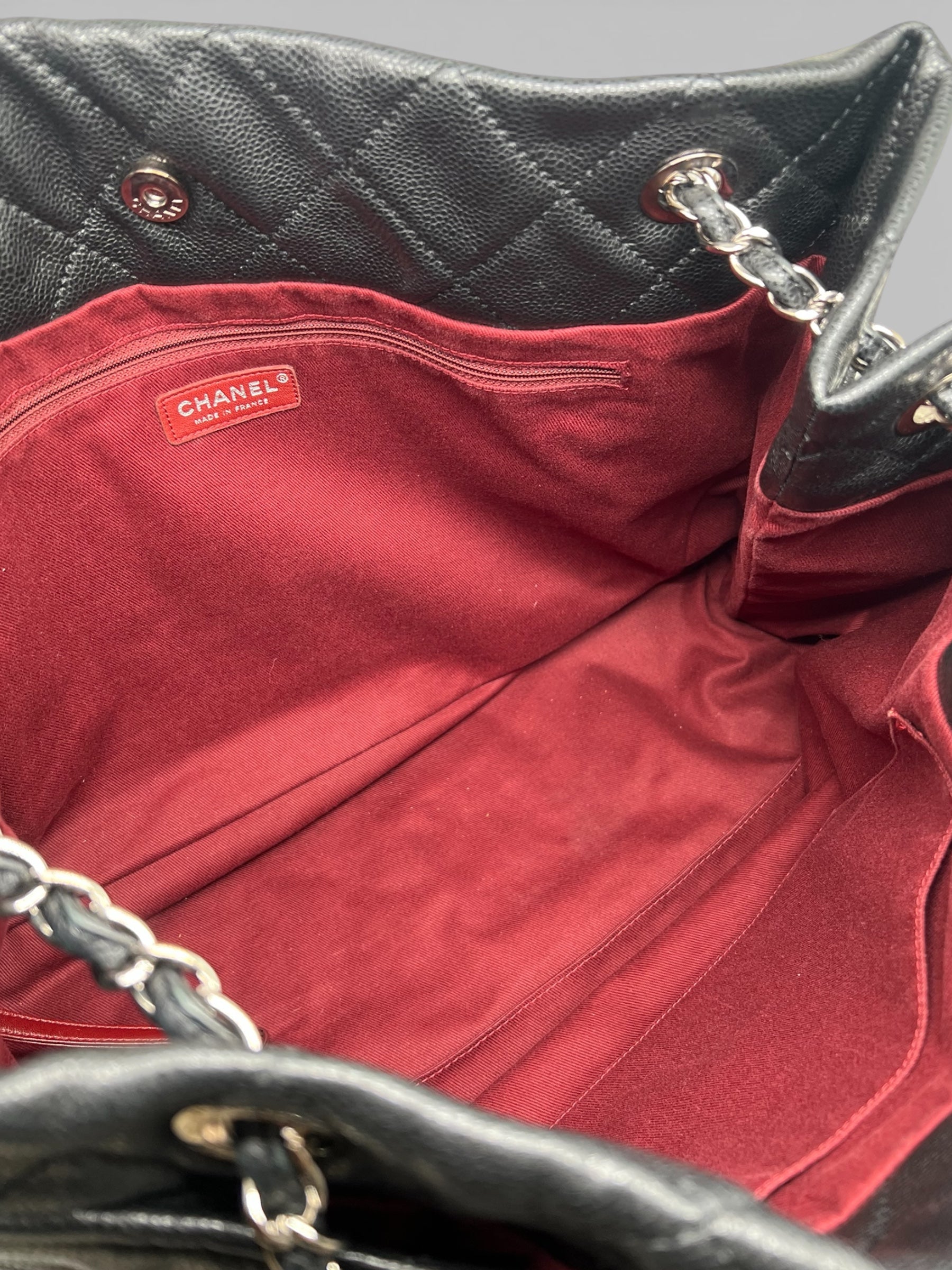 Chanel – Shopper aus Caviar-Leder