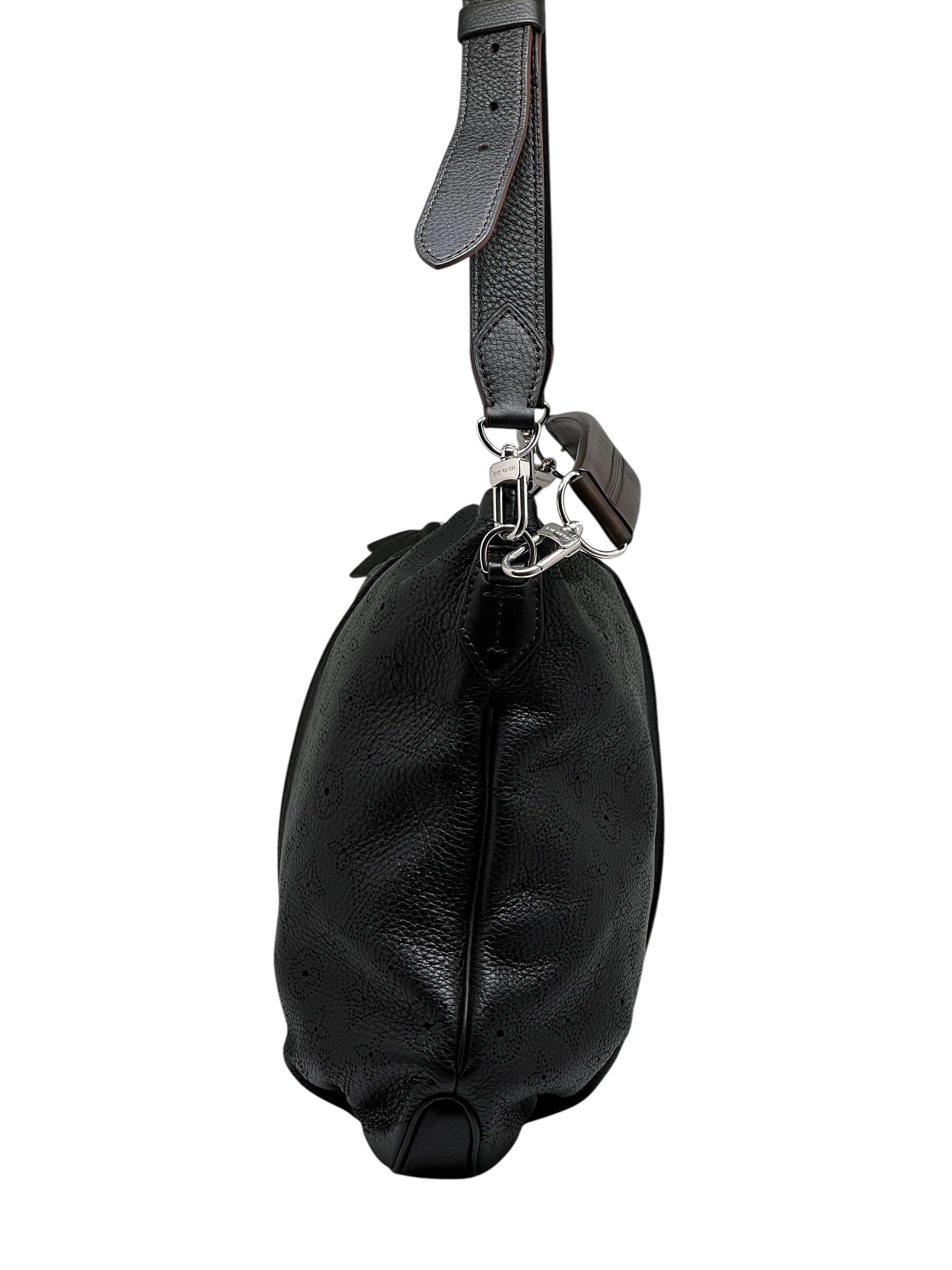 Louis Vuitton - Sac à bandoulière Monogram Mahina Selene