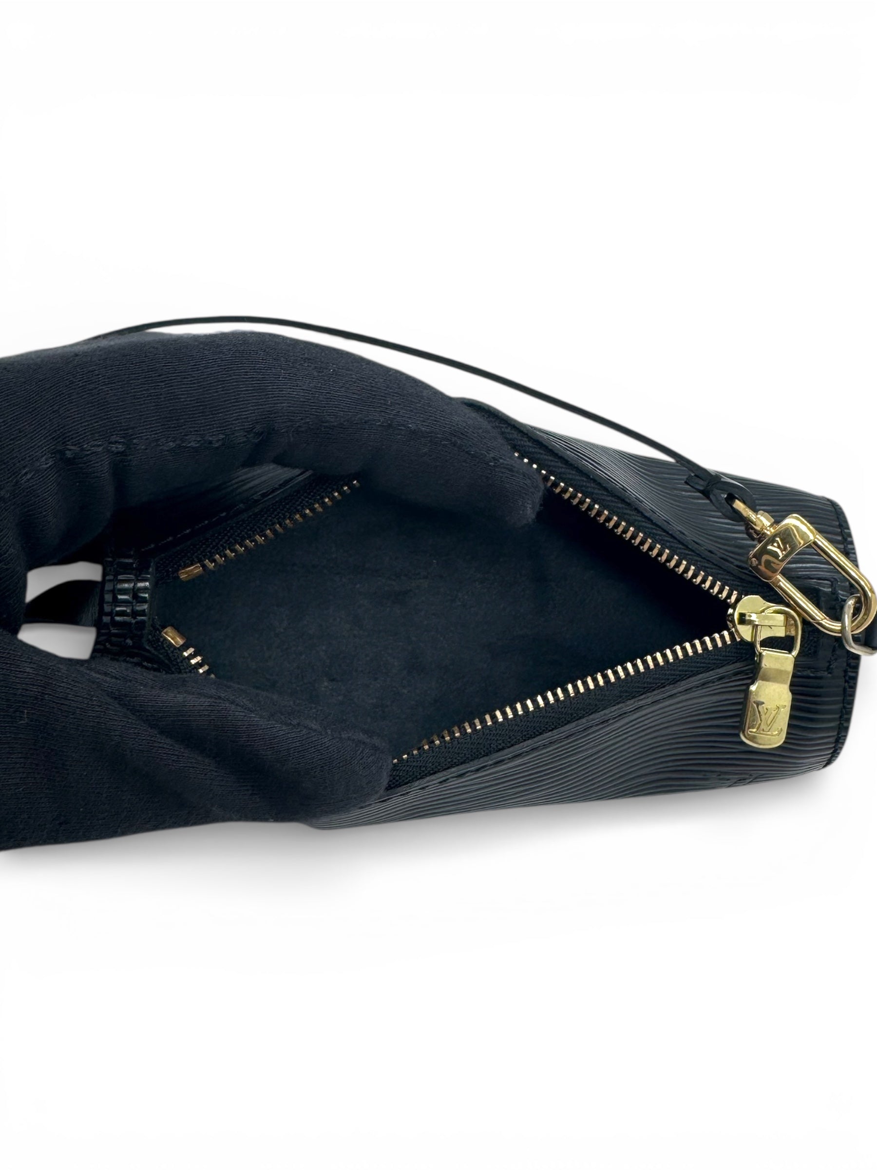 Louis Vuitton - Pochette Soufflot en cuir épi noir