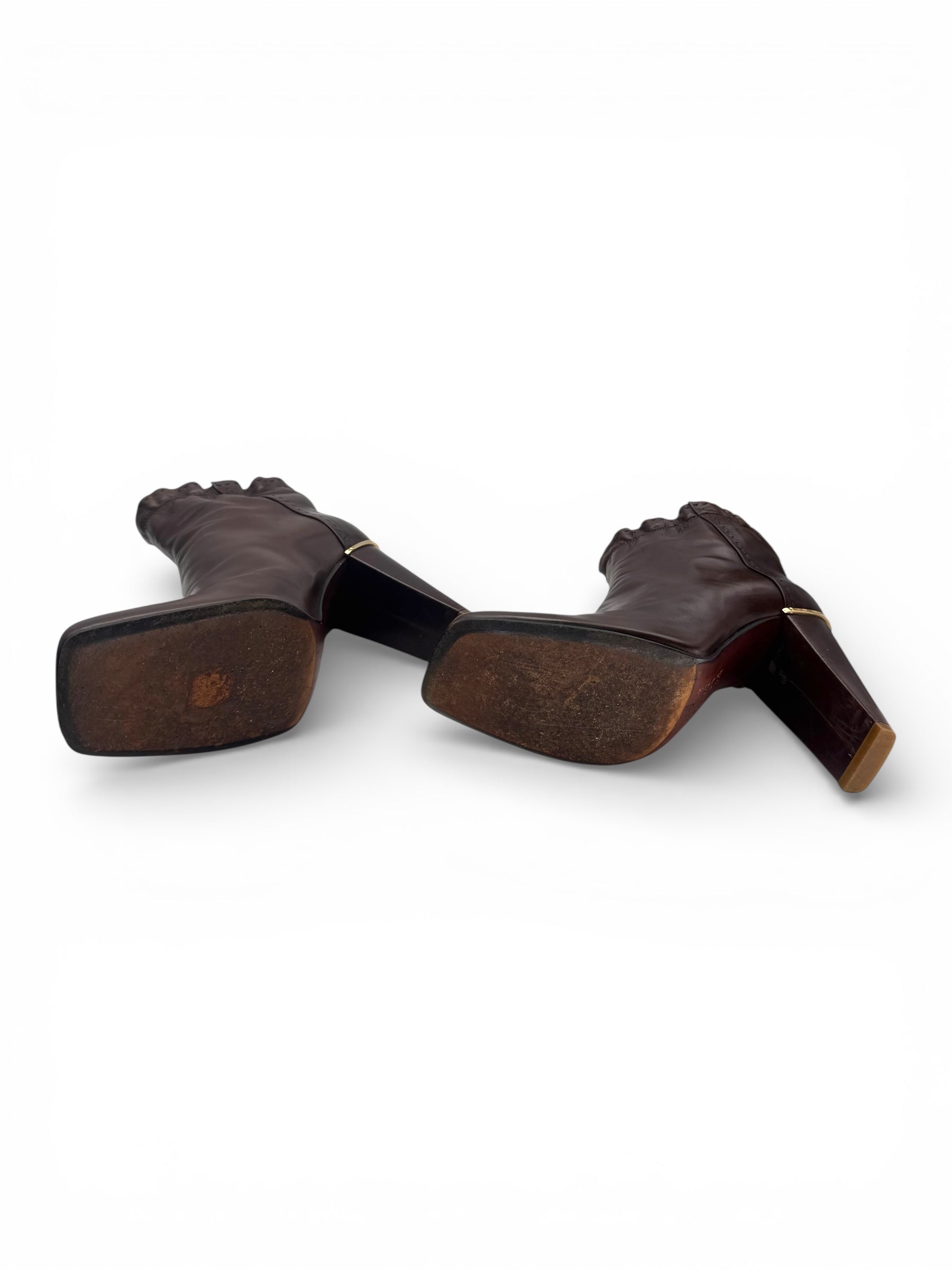 Louis Vuitton - Bottines à bout carré T39