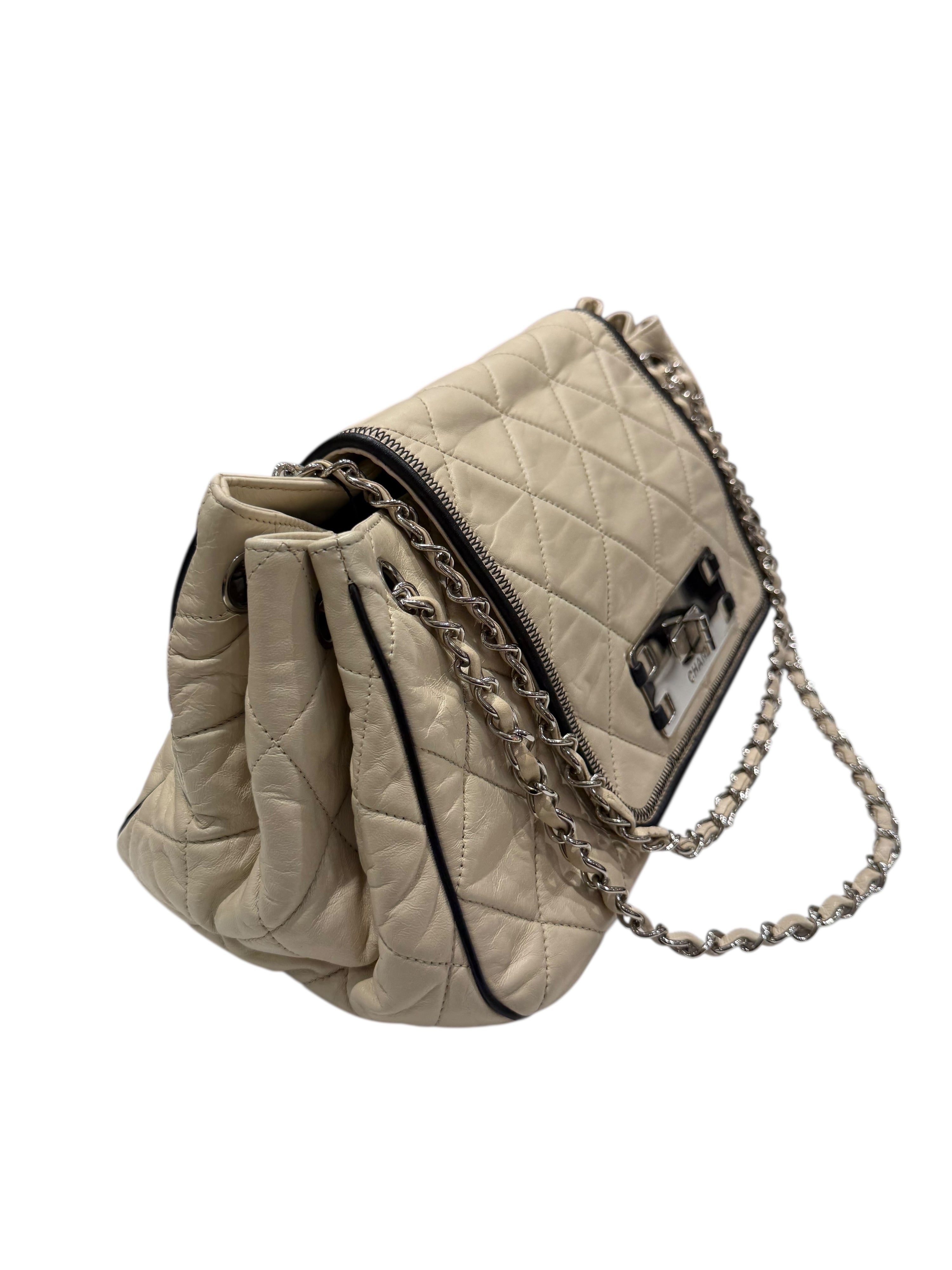 Chanel - Sac Modern Chain Flap Bag