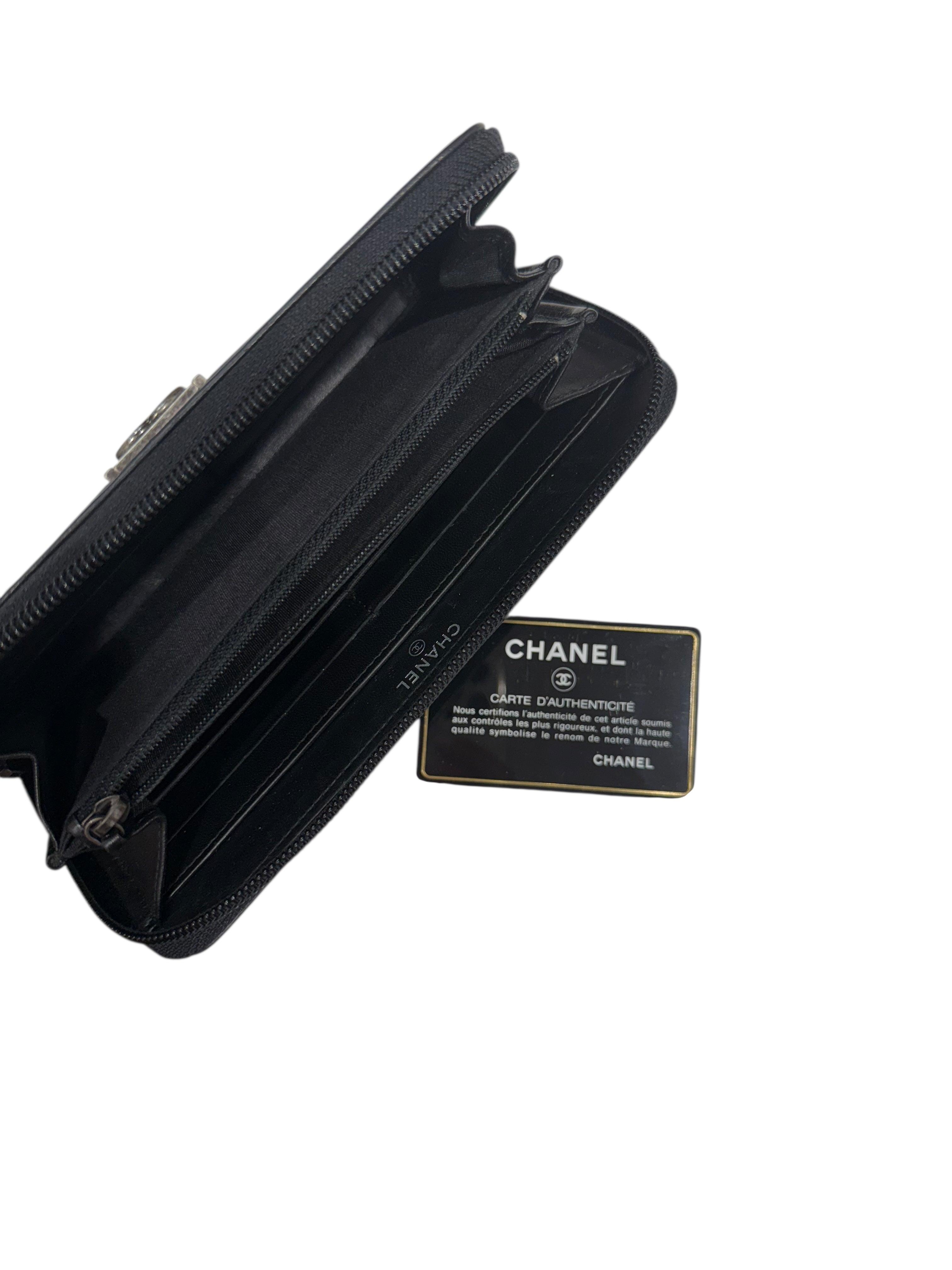 Chanel - Portefeuille boy