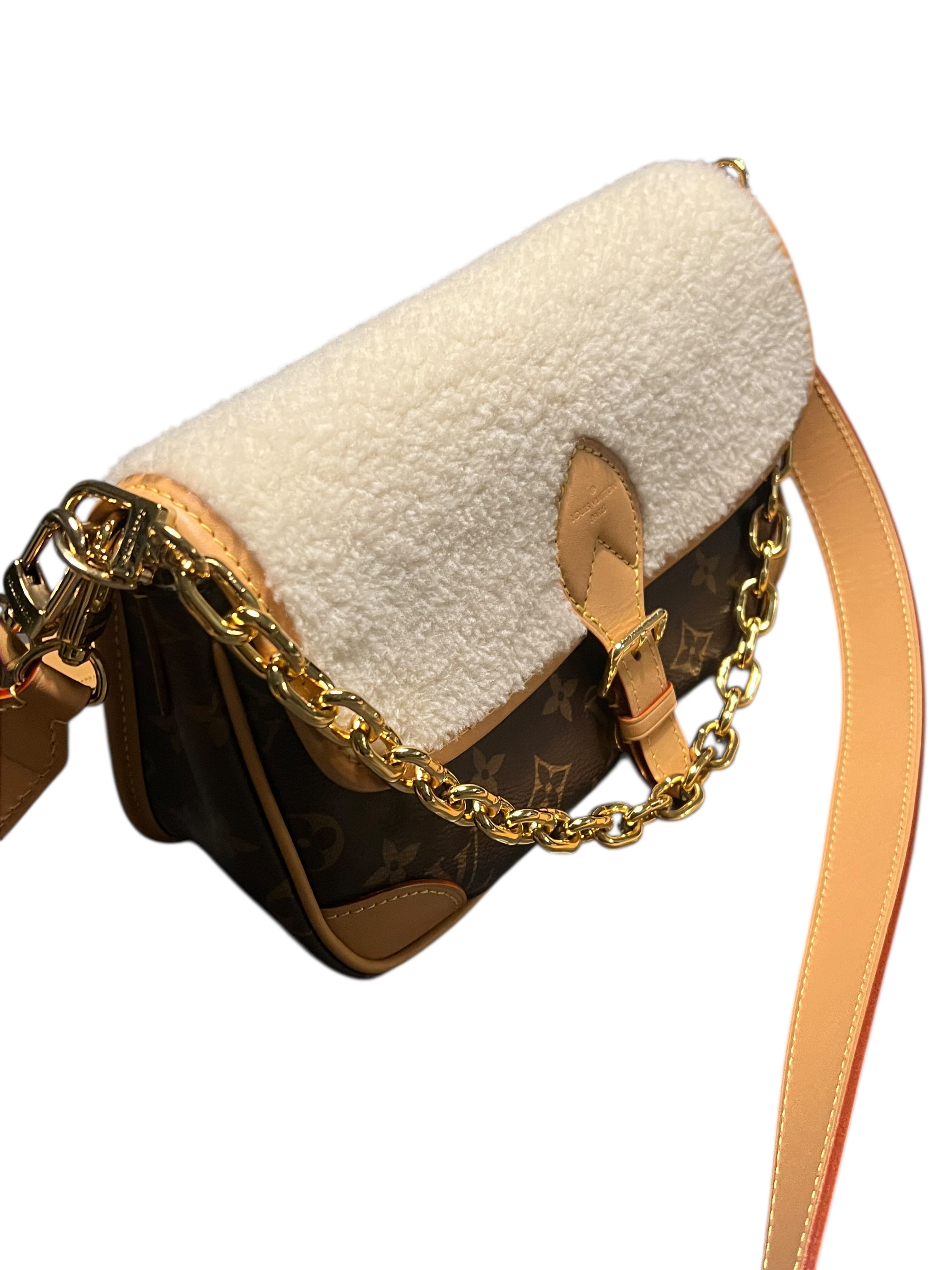 Louis Vuitton - sac Diane peau lainée