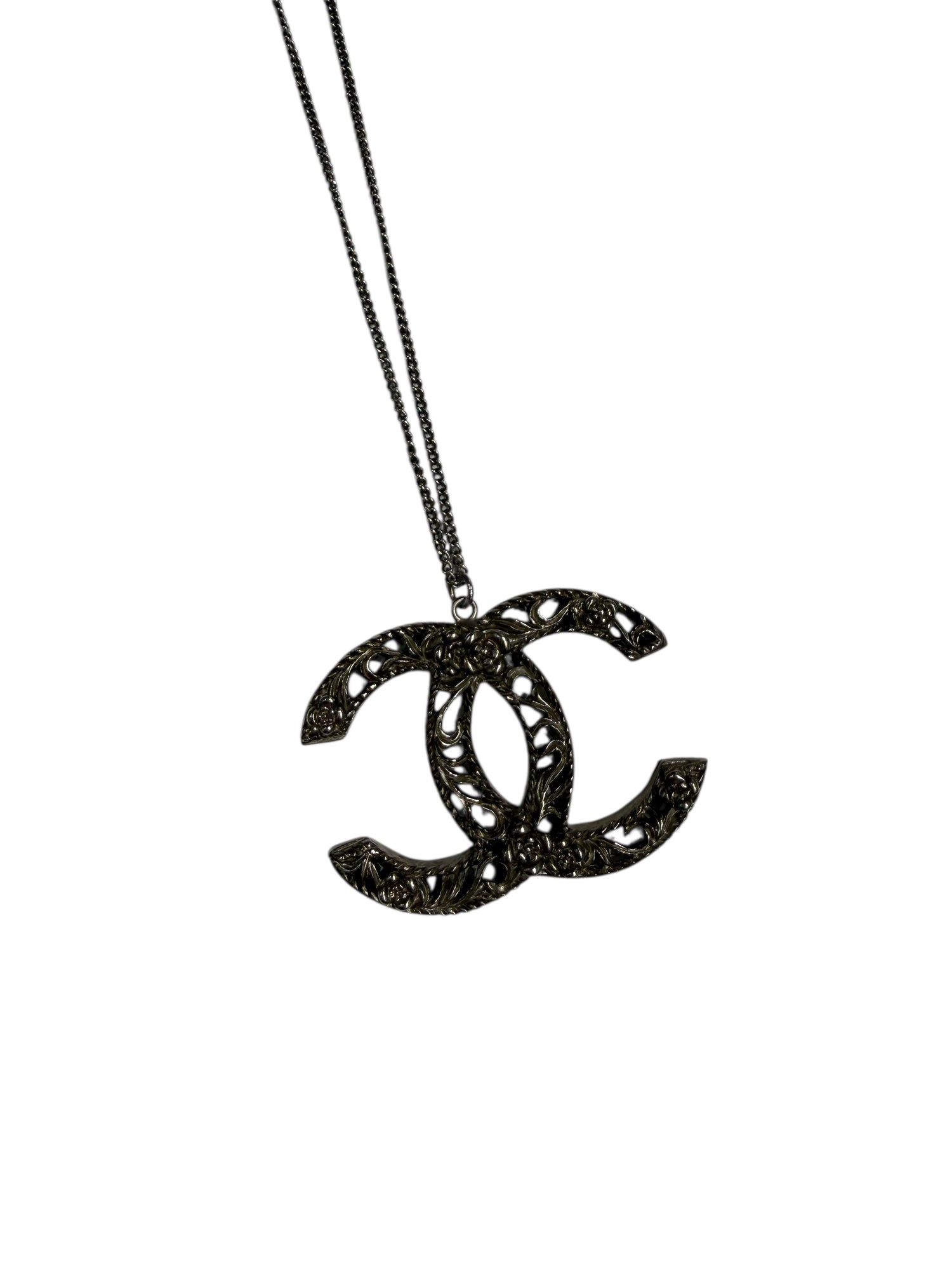 Chanel - Collier maxi CC argenté