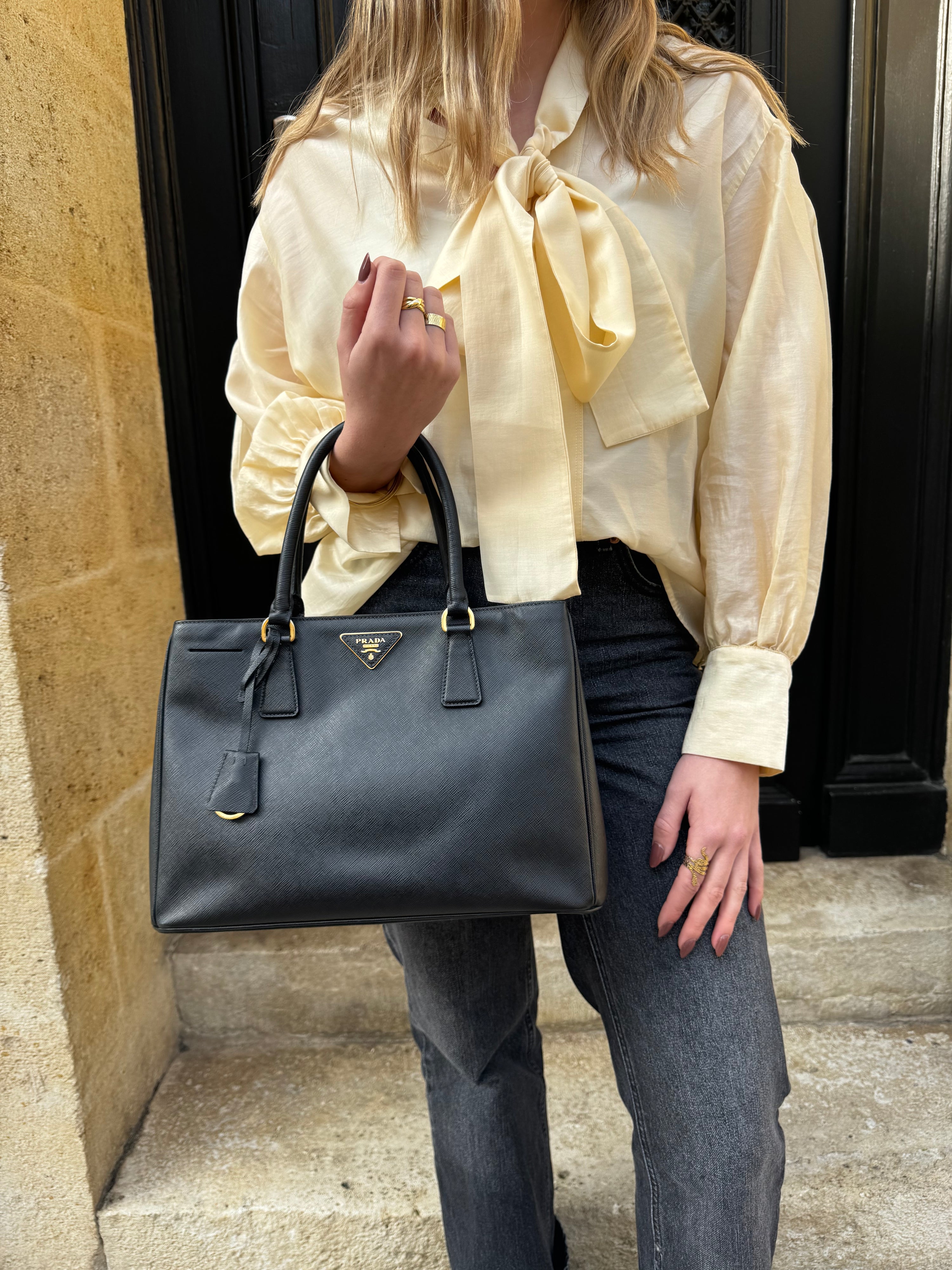 Prada - Borsa Galleria in pelle Saffiano nera