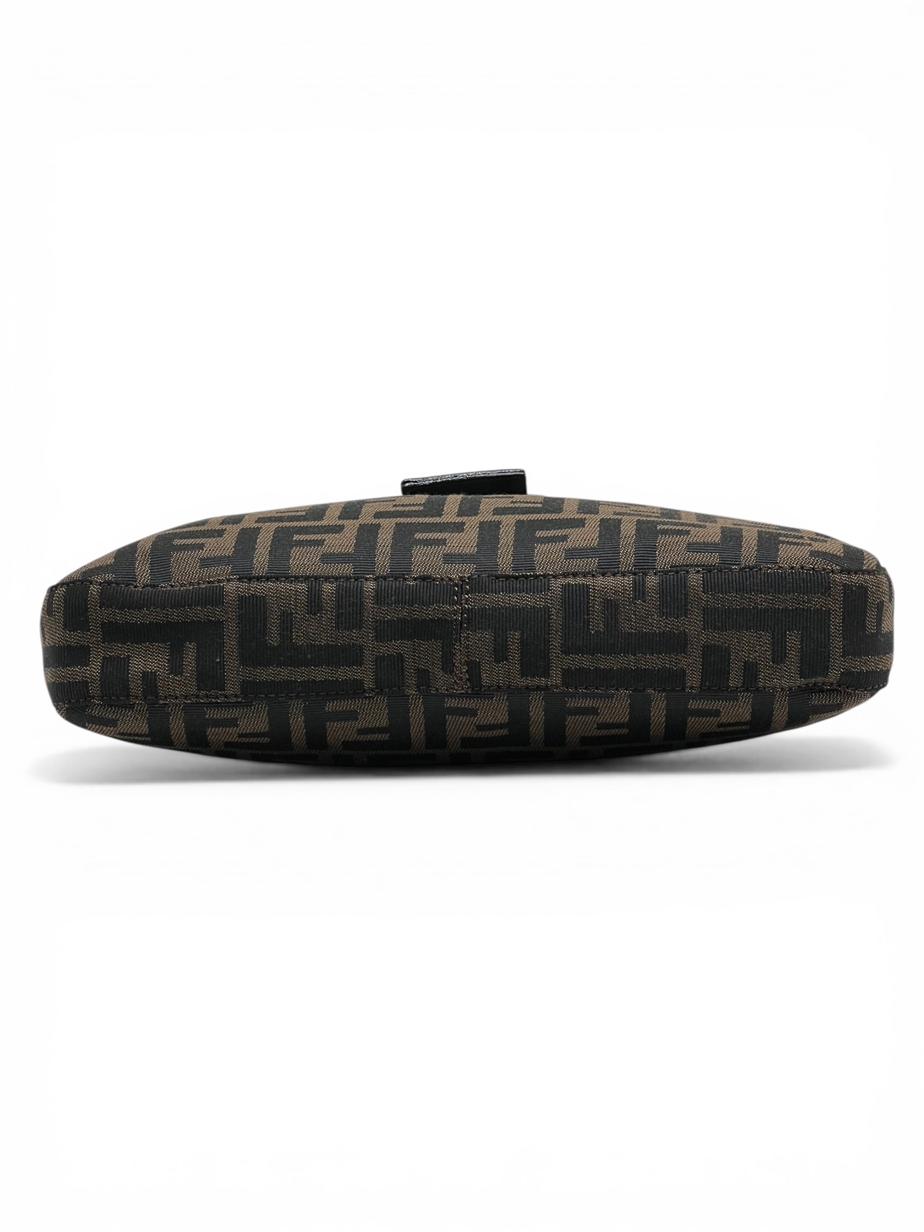 Sac Fendi Baguette En Toile Monogram | Les Folies d’Eugénie