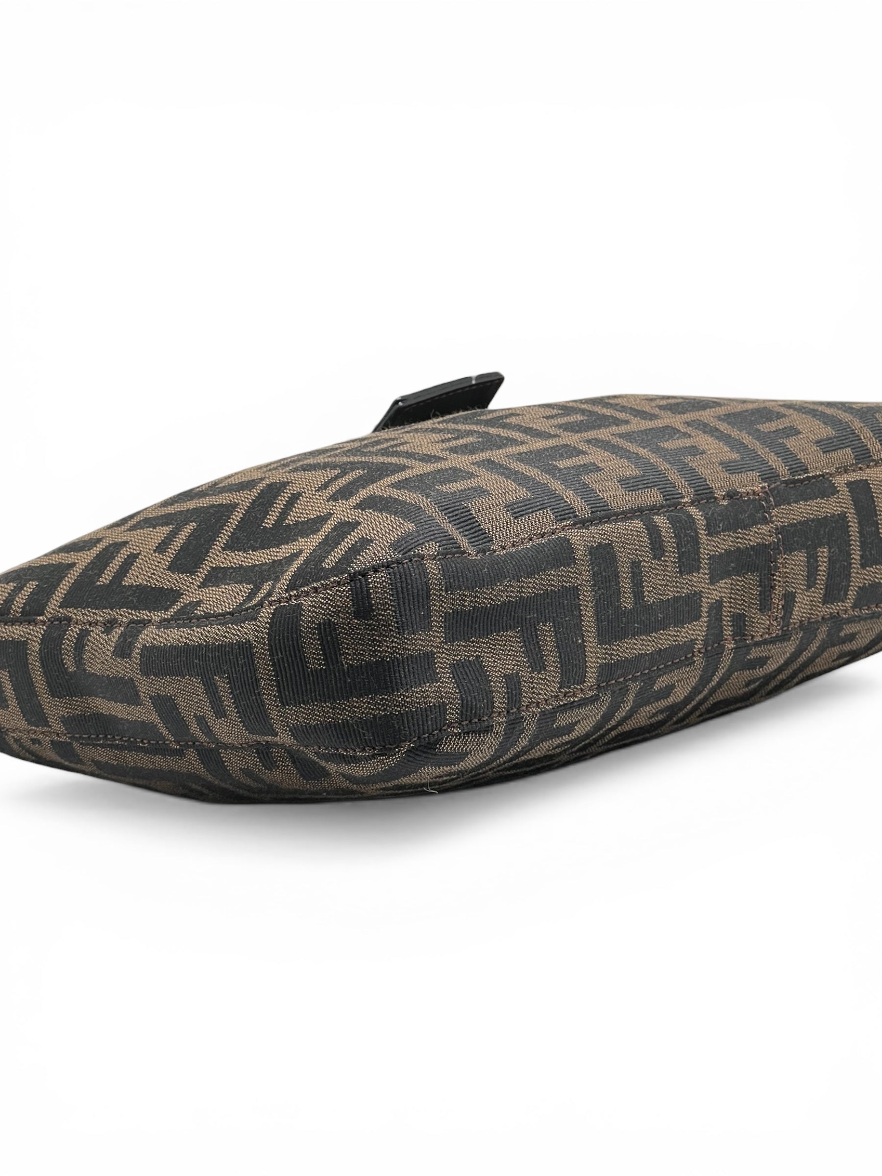 Sac Fendi Baguette En Toile Monogram | Les Folies d’Eugénie