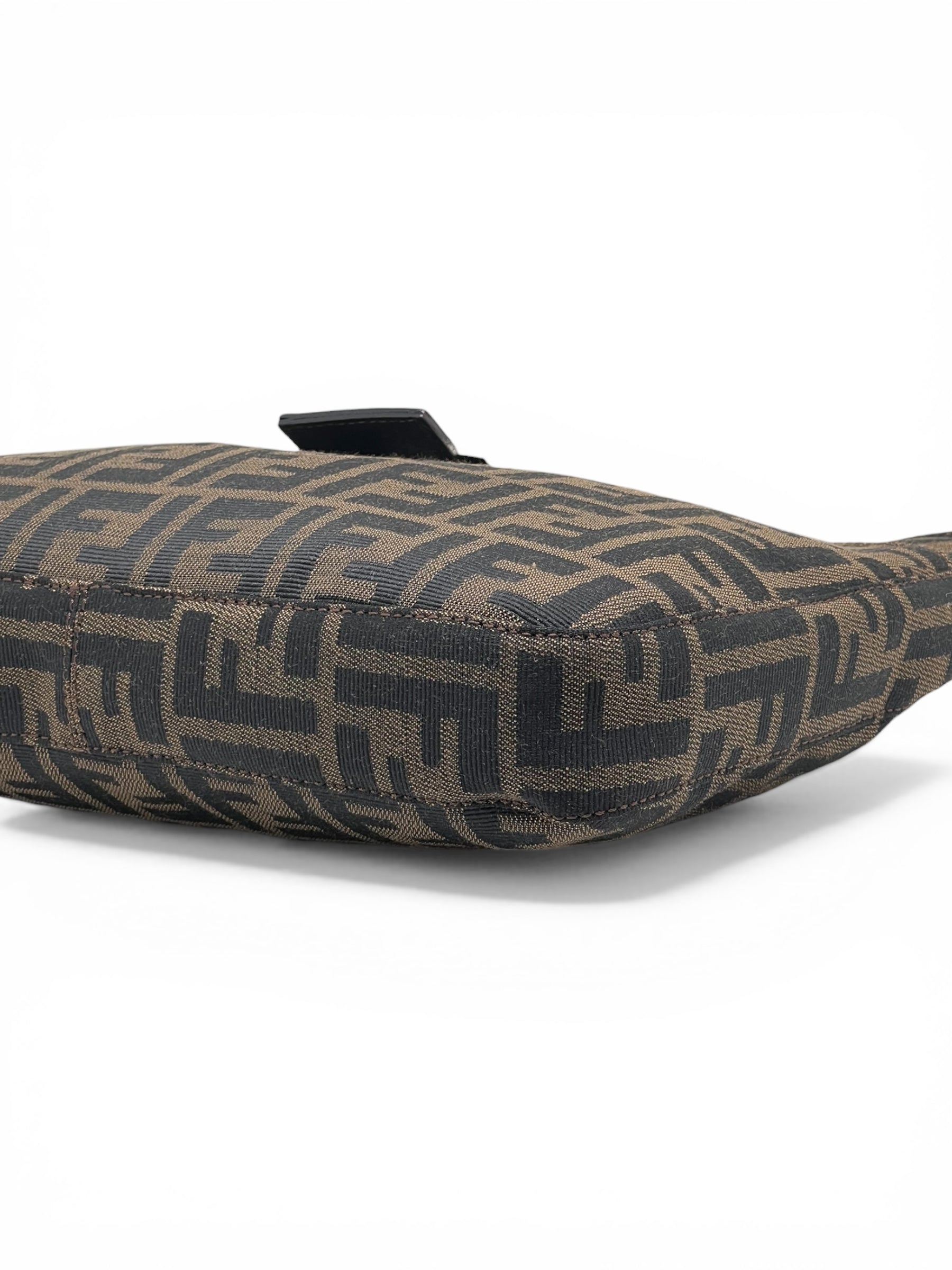 Sac Fendi Baguette En Toile Monogram | Les Folies d’Eugénie