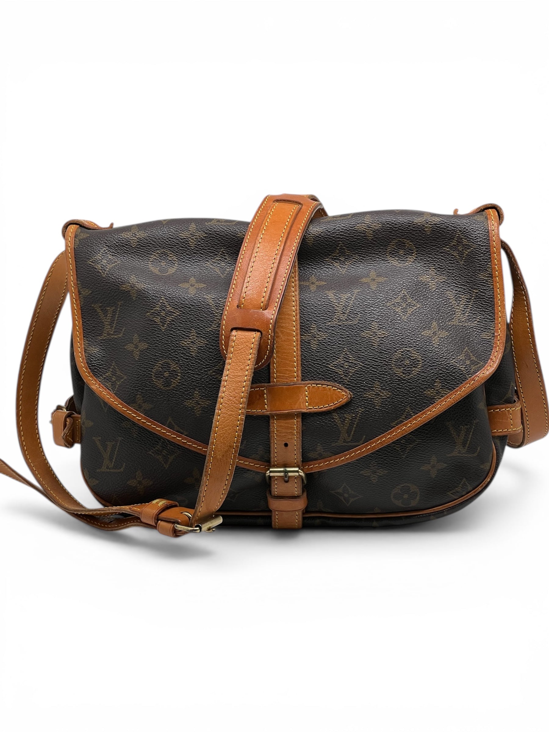 Louis Vuitton Sac Saumur Monogram Avec Bandoulière | Les Folies d’Eugénie