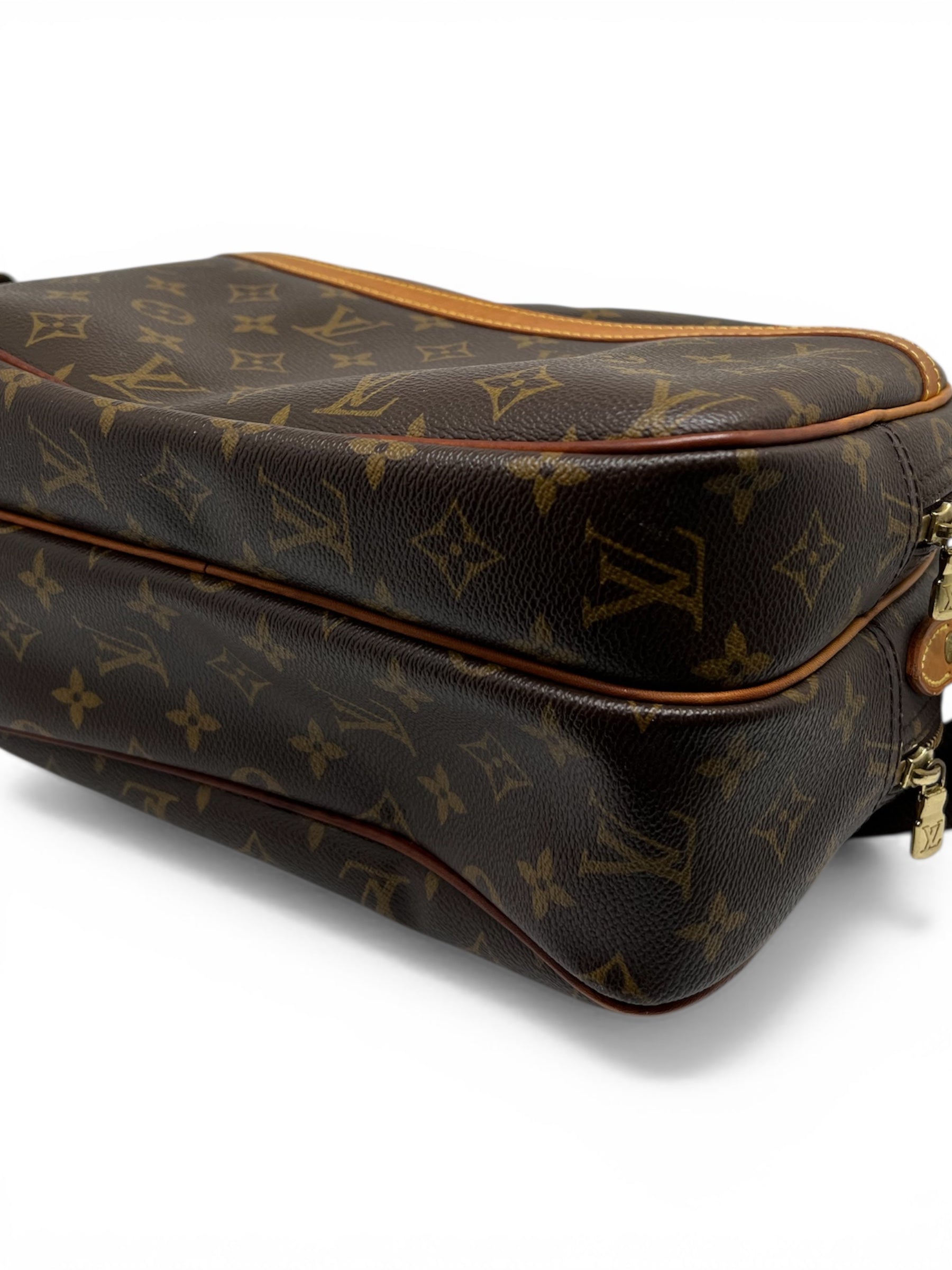 Louis Vuitton - Sac reporter monogram