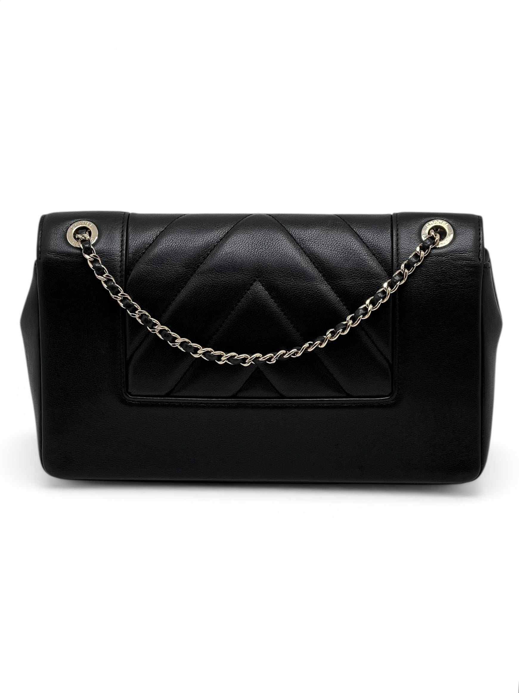 Sac Chanel Chevron Mademoiselle | Les Folies d’Eugénie