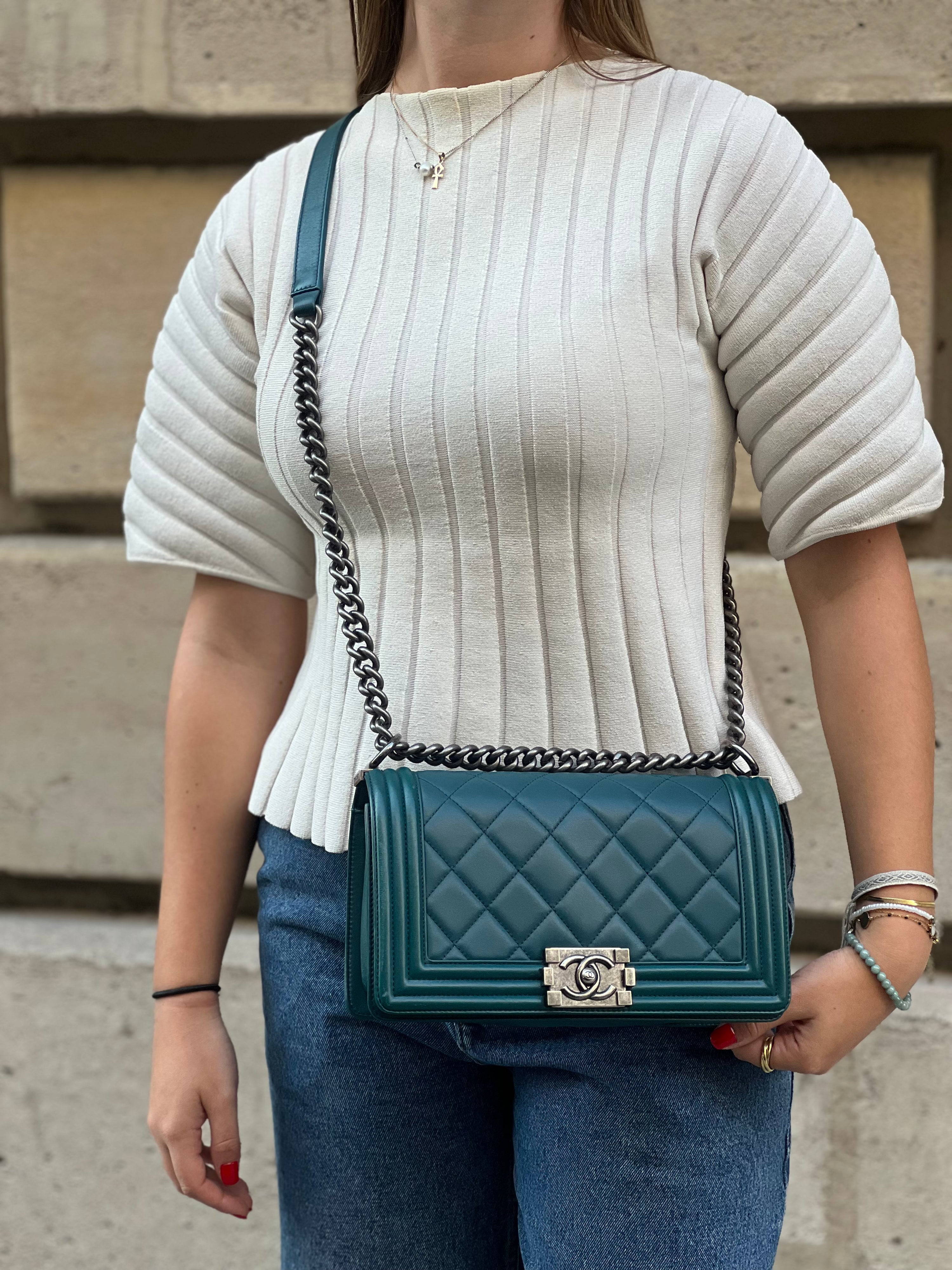 Chanel Sac Boy En Cuir D&