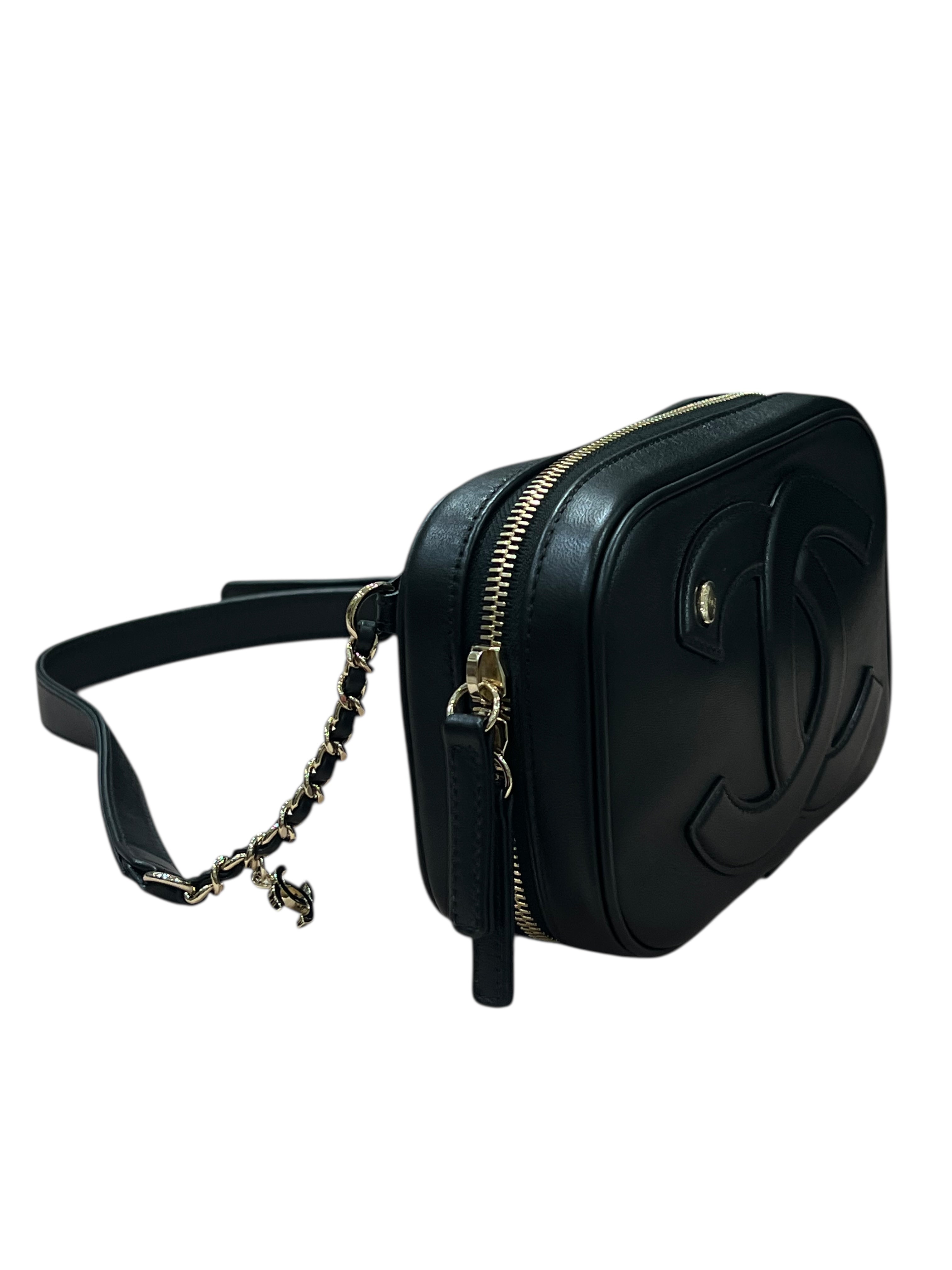 Chanel - pochette ceinture caméra mania