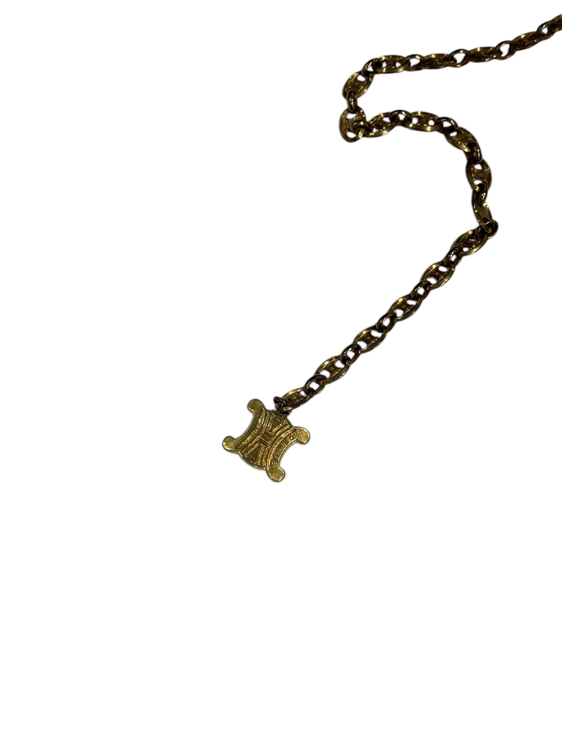 Céline - Goldene Triumphgürtel