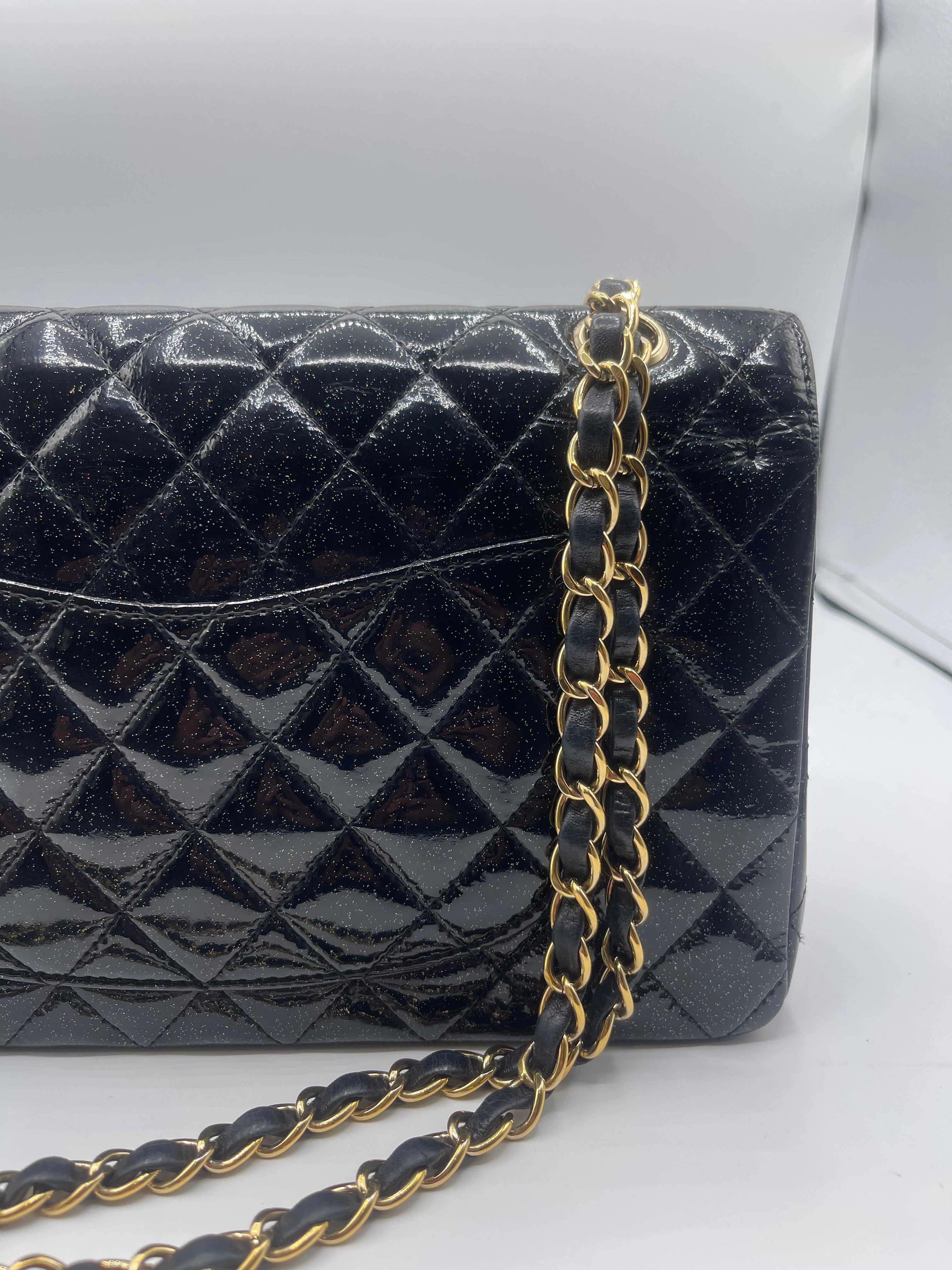 Chanel - Tasche 11.12 Zeitlos schwarz lackiert glitzernd