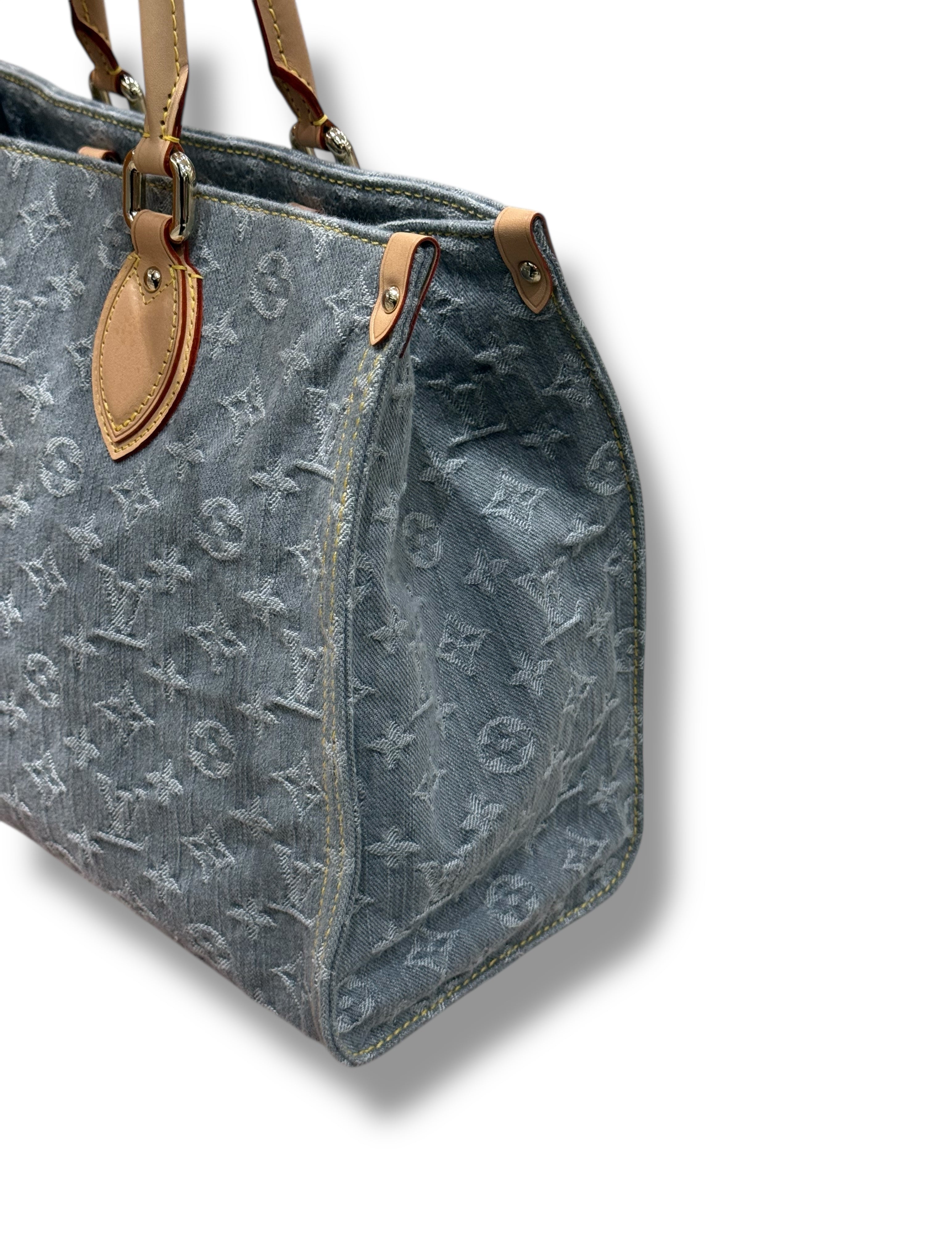 Louis Vuitton - Sac on-the-go denim gris