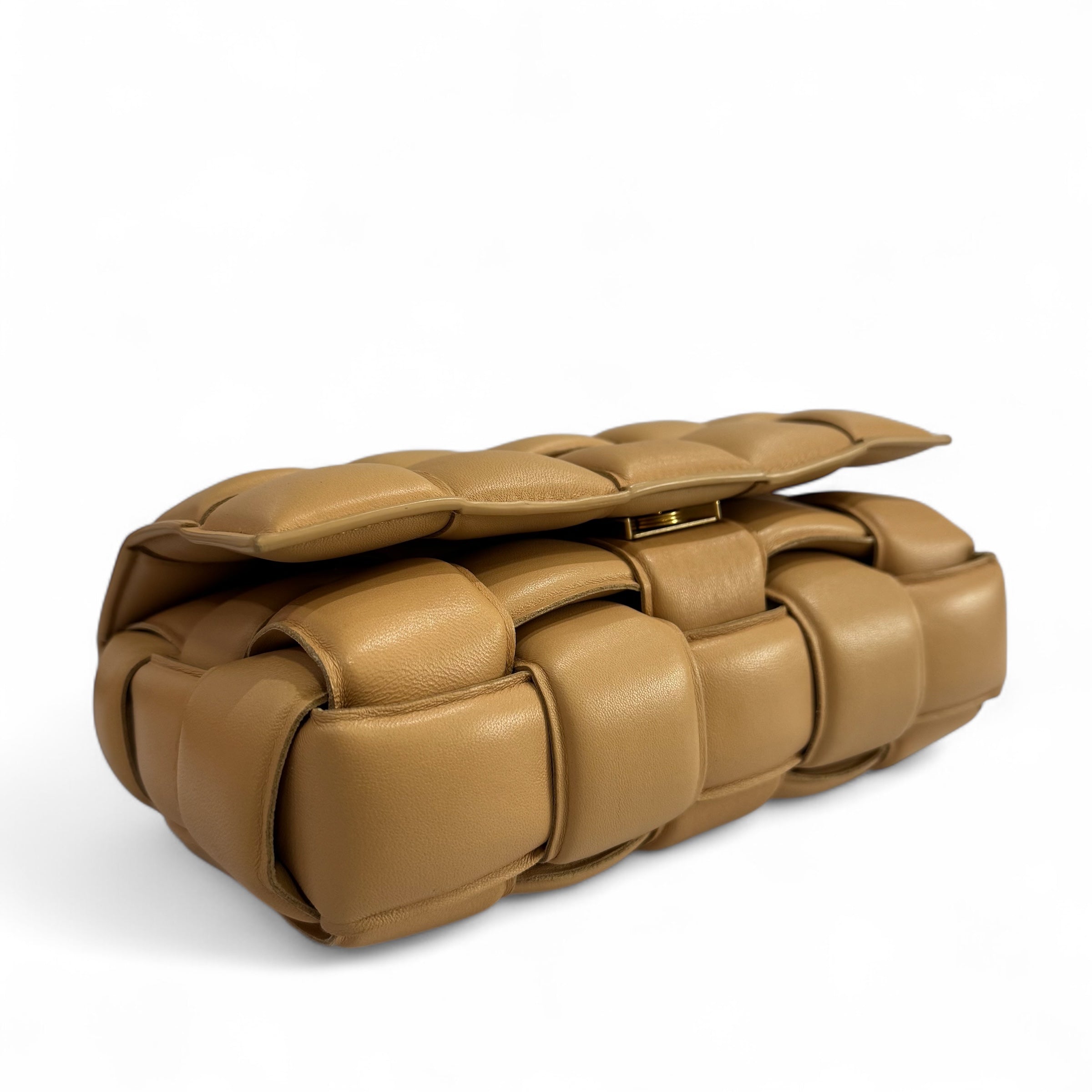 Bottega Veneta - Kassetten-Tasche mit Kette